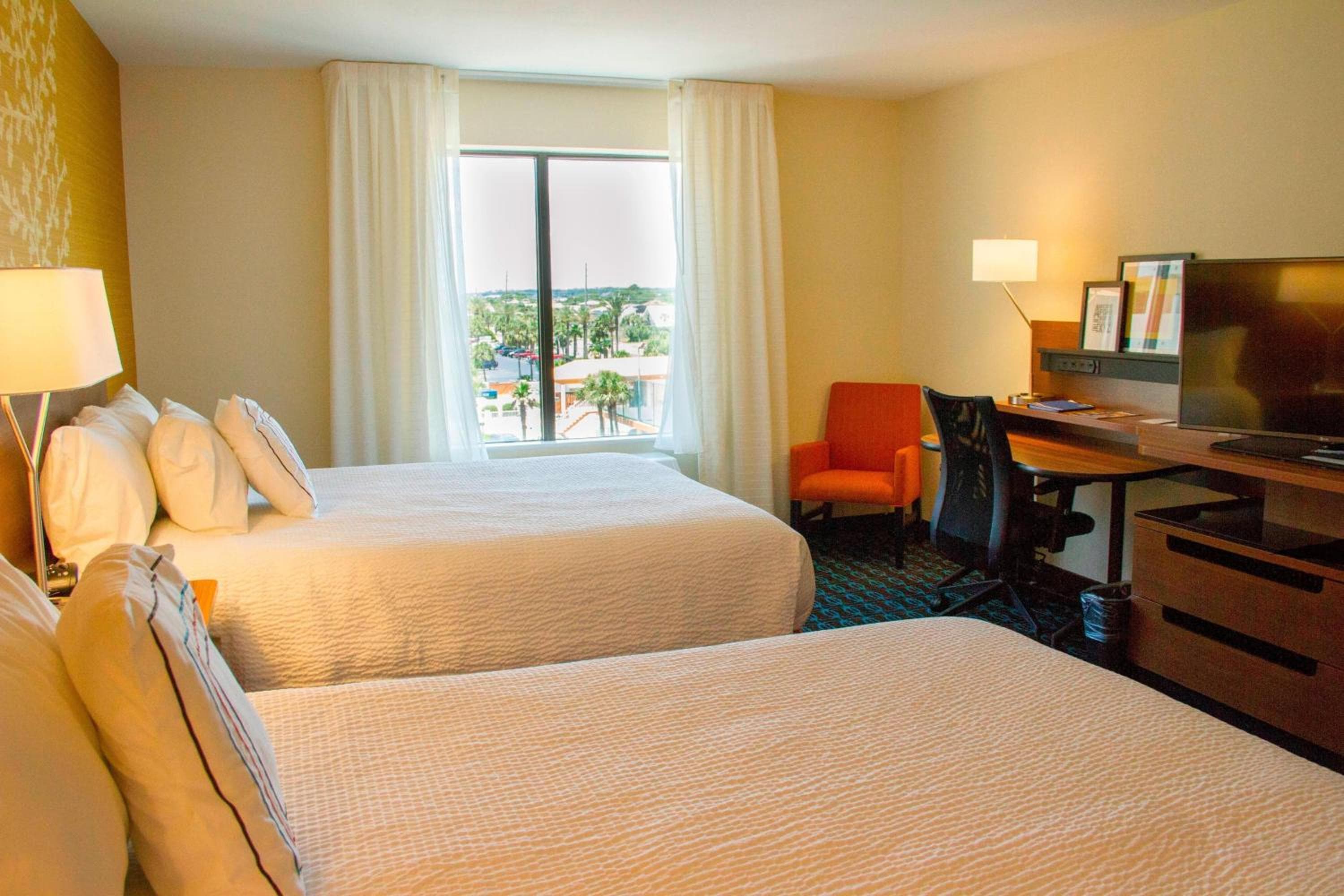Wavecrest Lodge