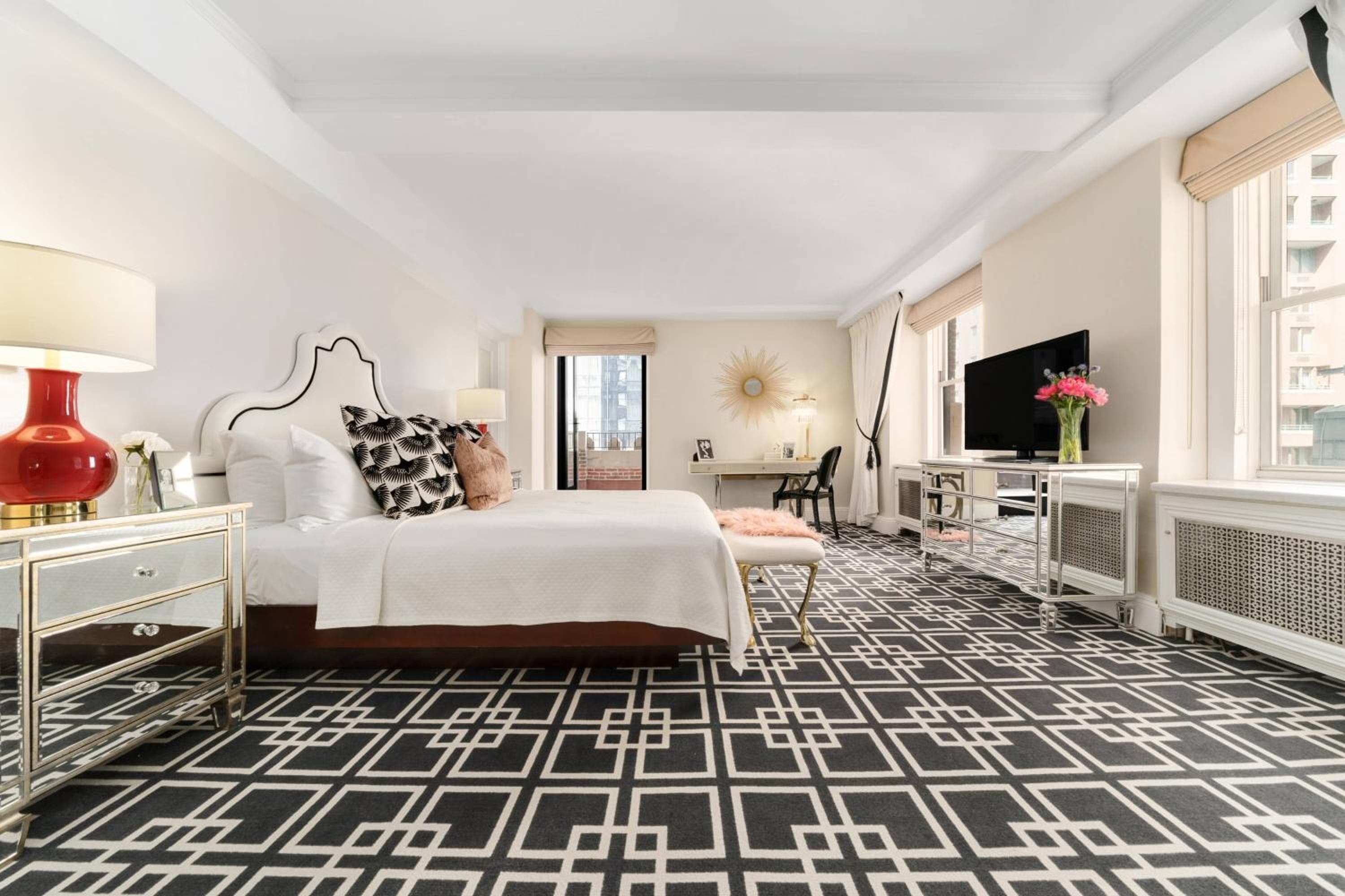 The Lexington Hotel, Autograph Collection