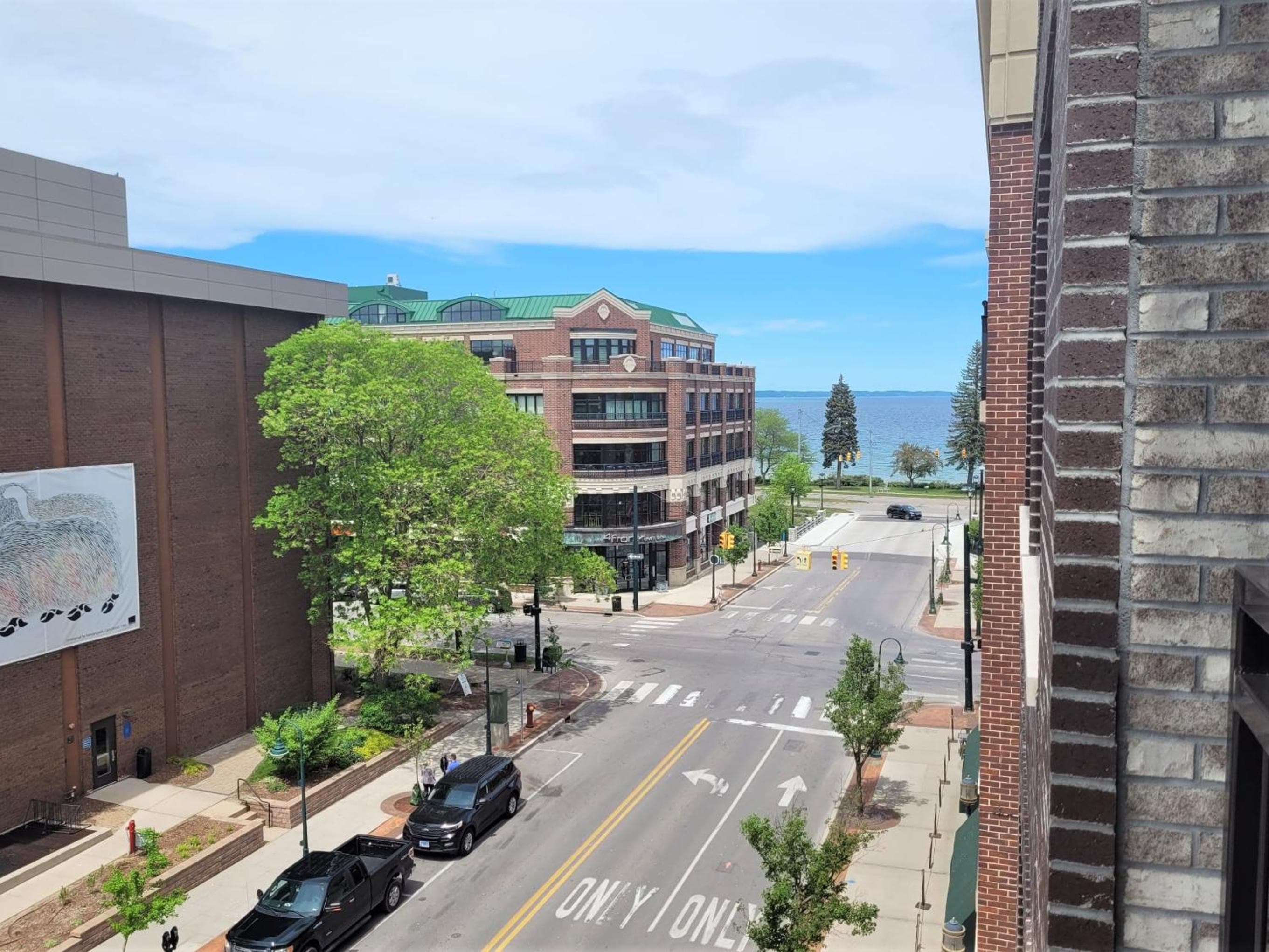 Park 201 Downtown in the Heart of Traverse City