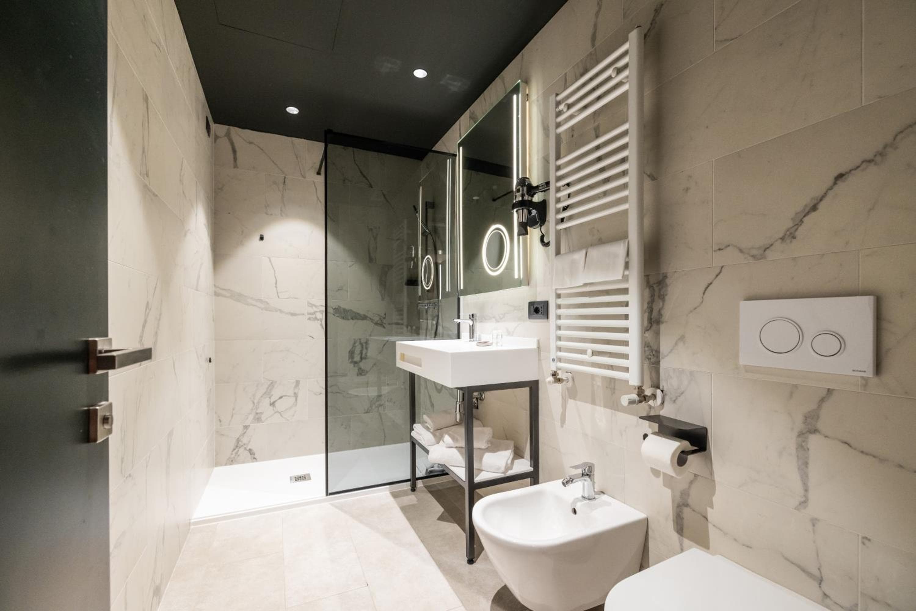 Smart Hotel Central