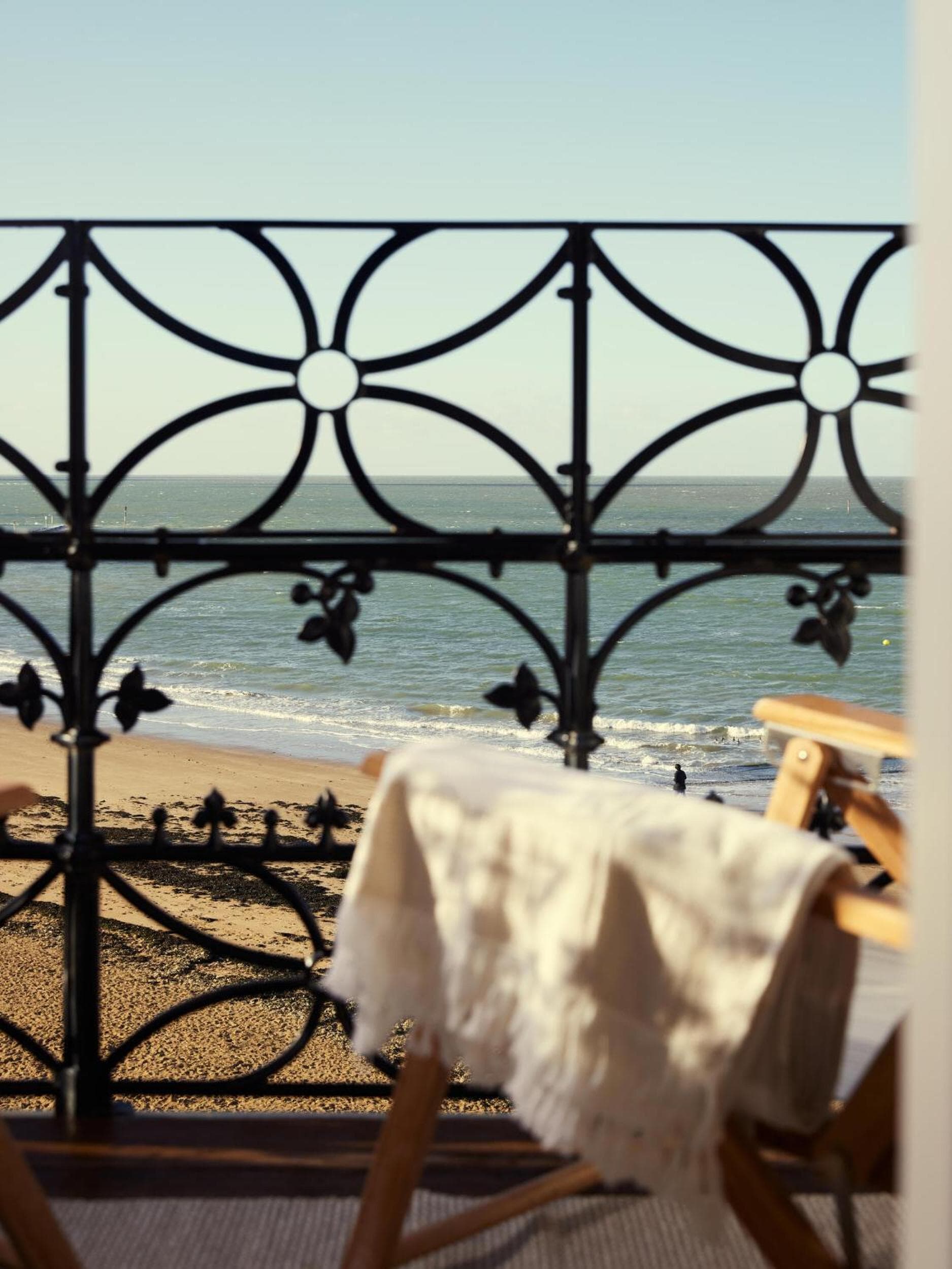 No 42 by GuestHouse, Margate