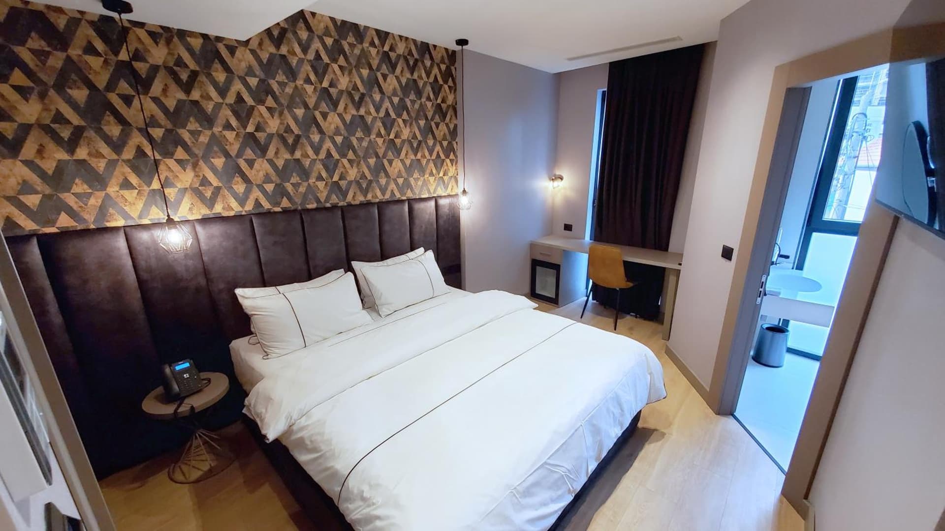 StarLight Hotel