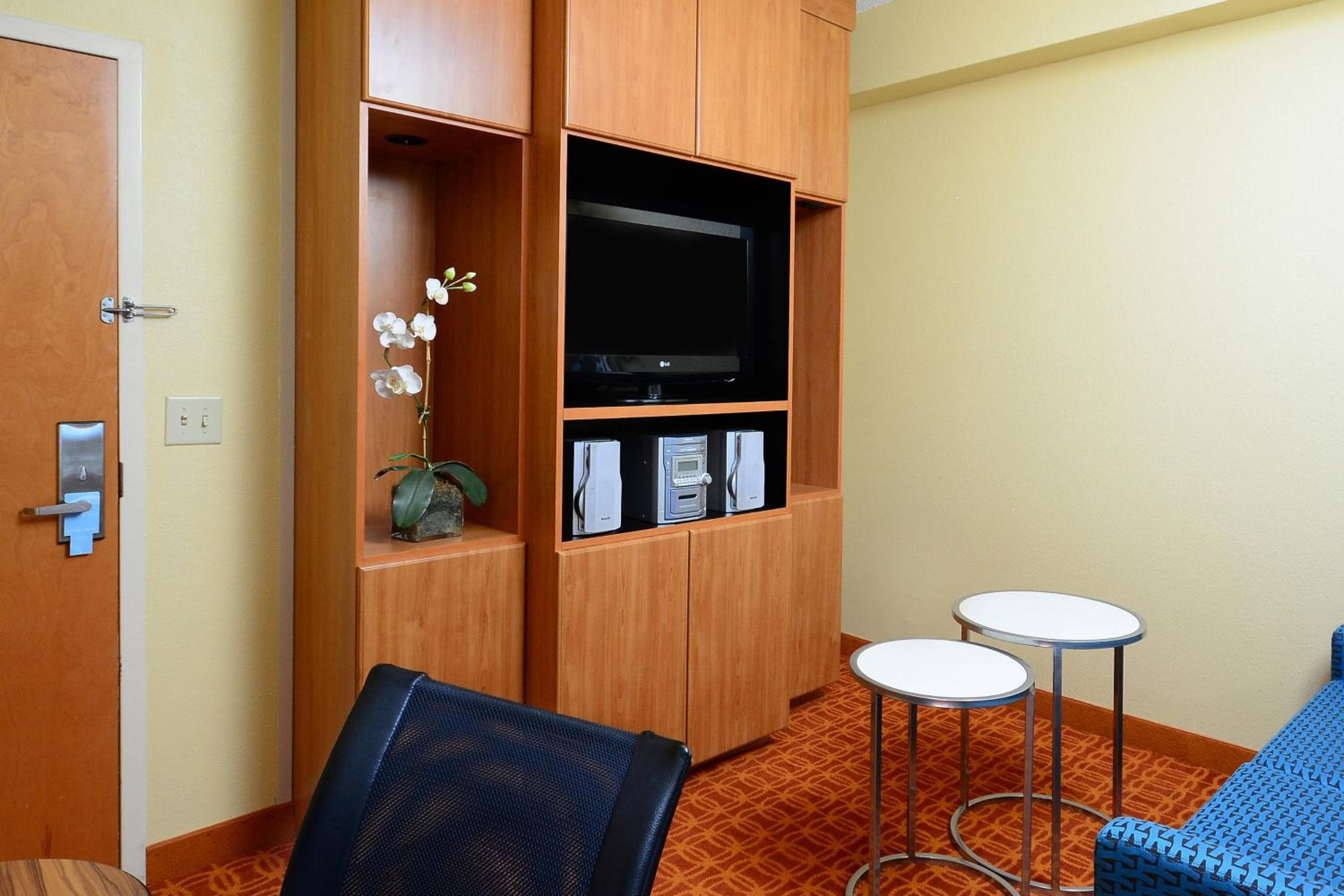 Fairfield by Marriott Inn and Suites Winston-Salem Hanes Mall