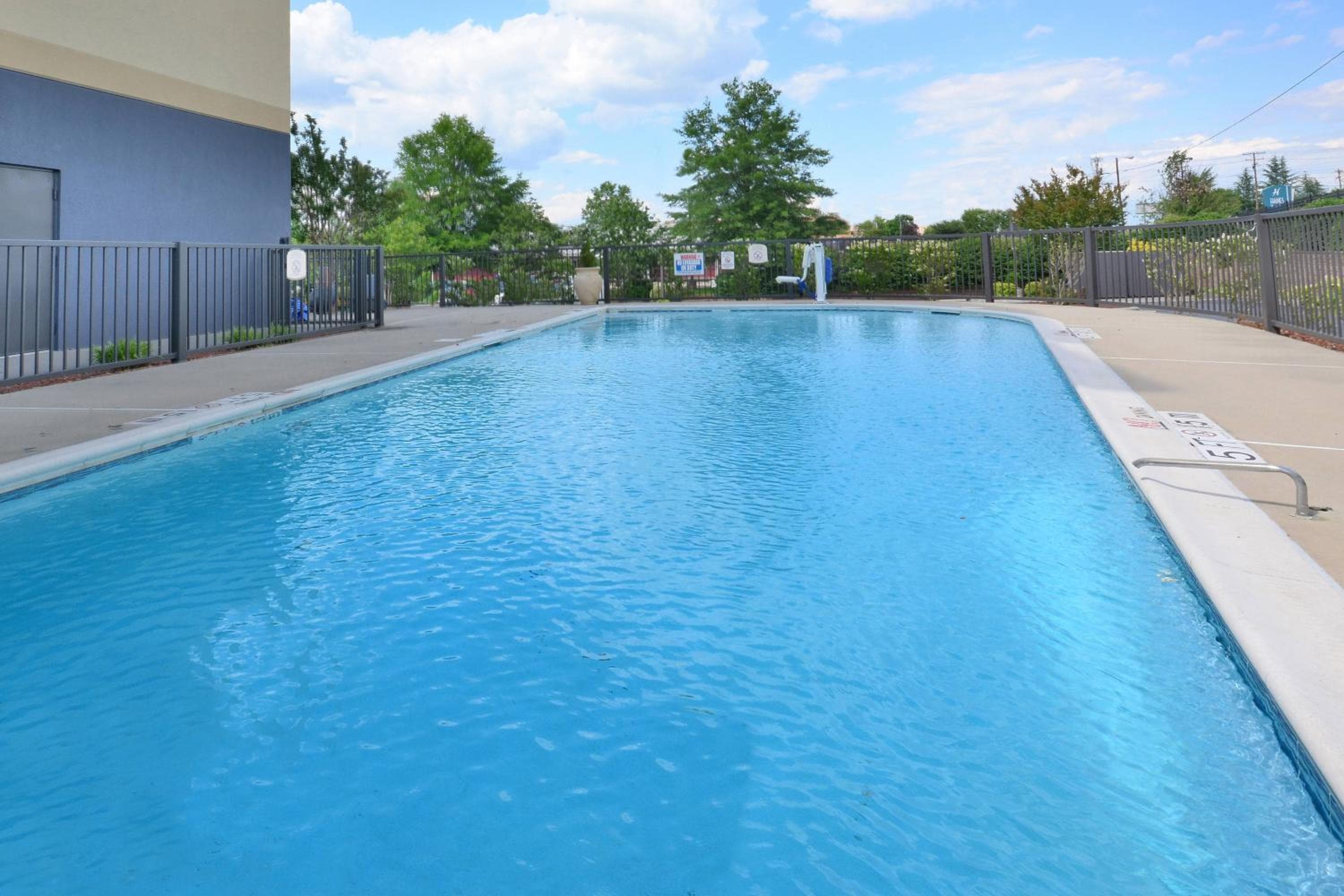 Fairfield by Marriott Inn and Suites Winston-Salem Hanes Mall