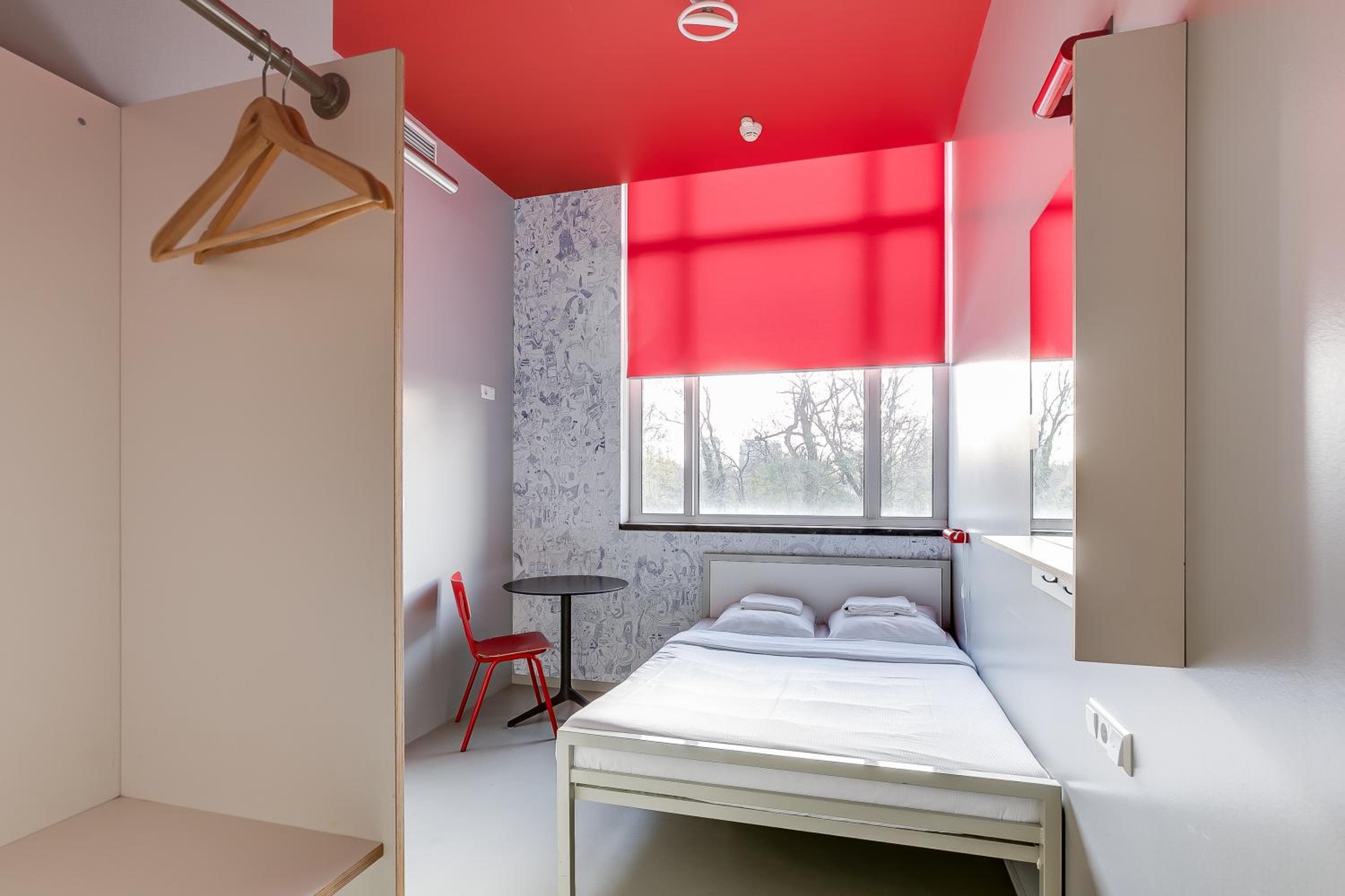 ClinkNOORD Hostel