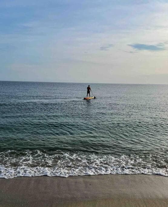 Casa BV: Beautiful new house short walk from beach