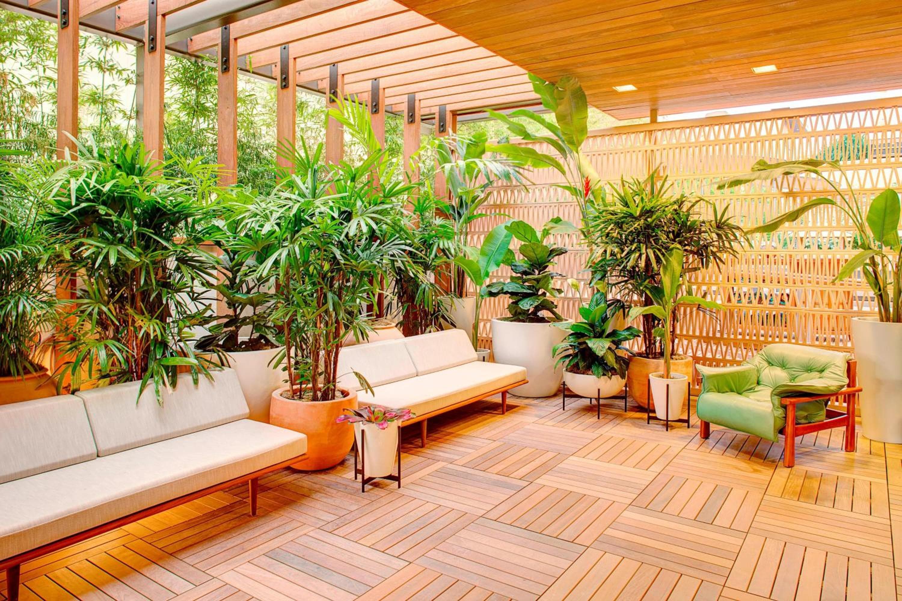 The Laylow Waikiki, Autograph Collection