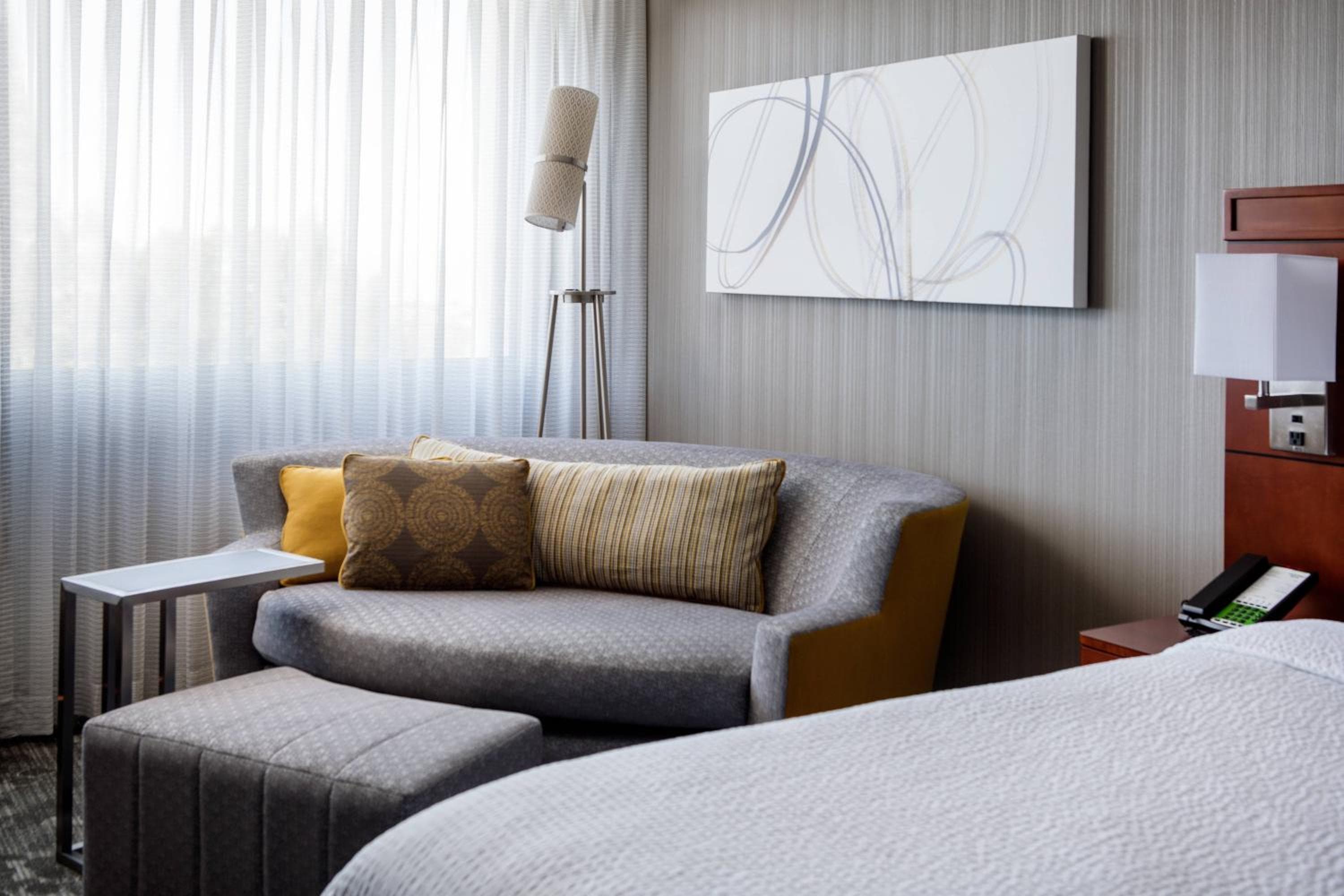 Courtyard by Marriott Richmond Berkeley