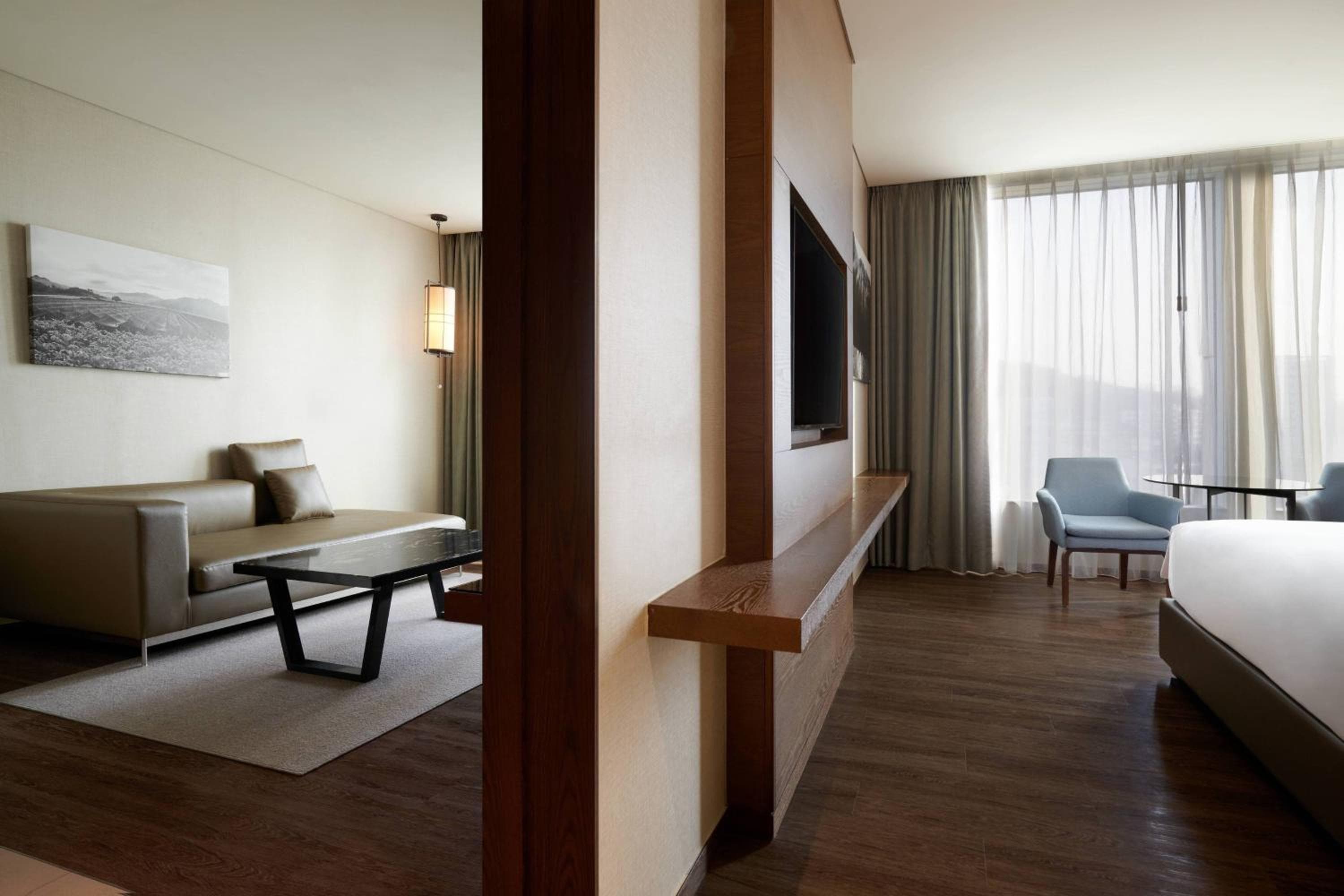 Courtyard by Marriott Seoul Myeongdong