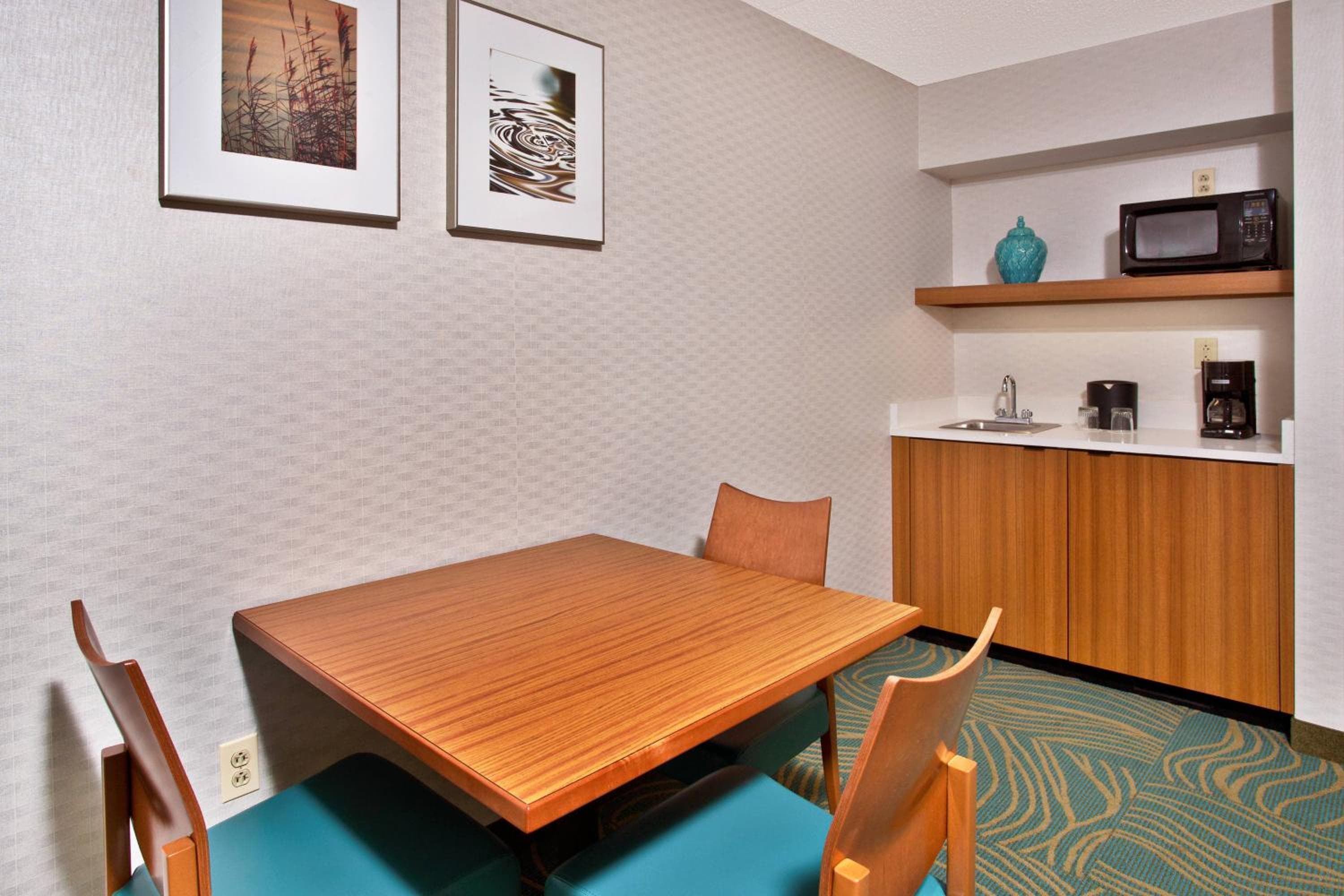 SpringHill Suites by Marriott Chicago Southwest at Burr Ridge Hinsdale