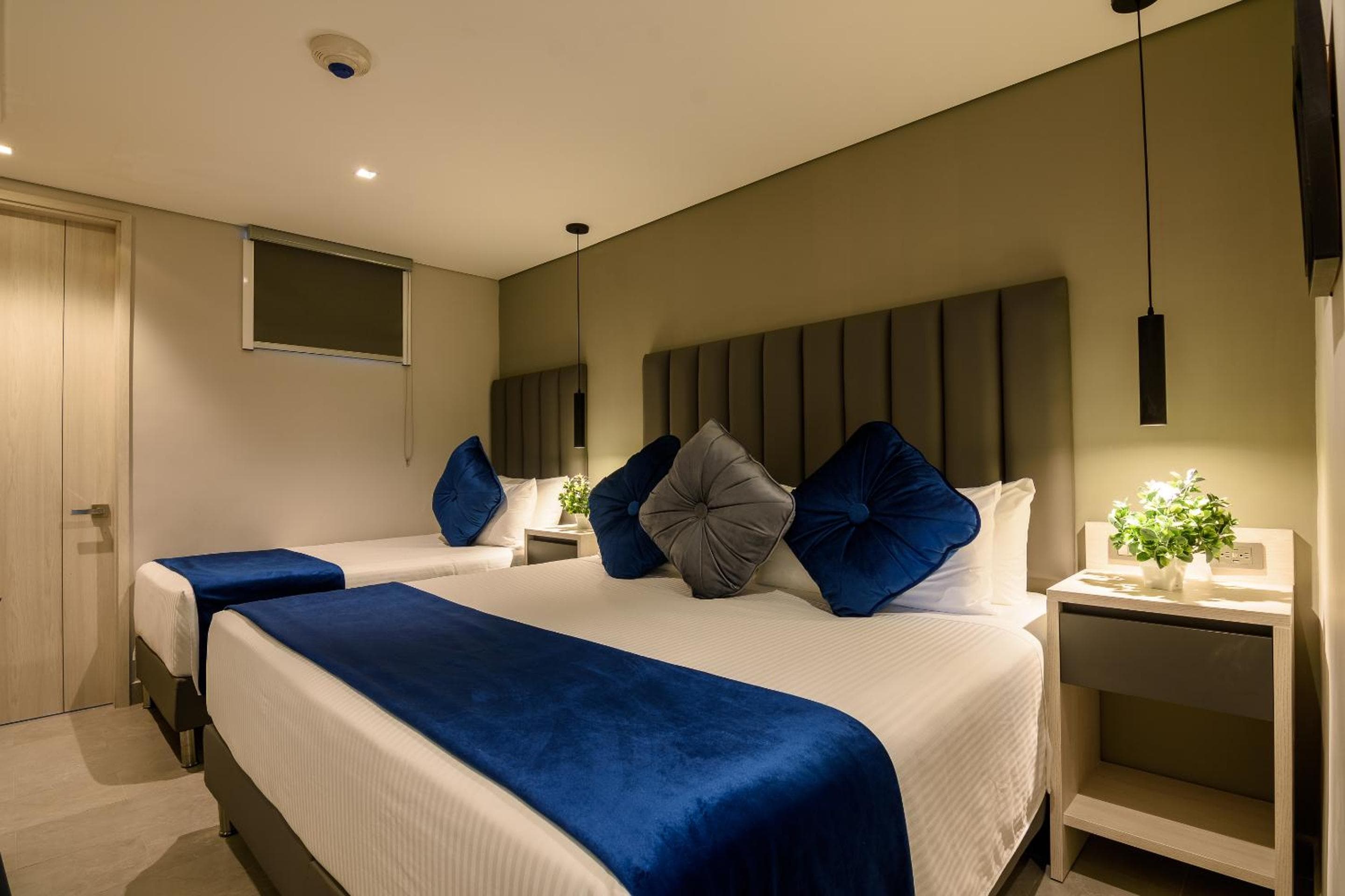 4 Sur Hotel