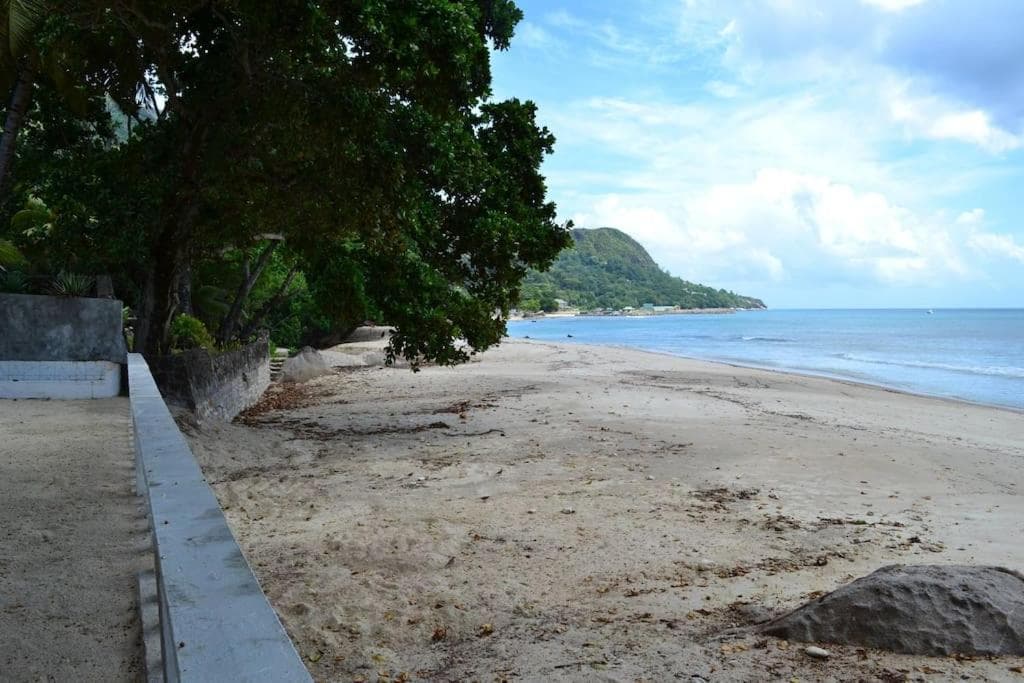 Riva D Etruschi Seychelles