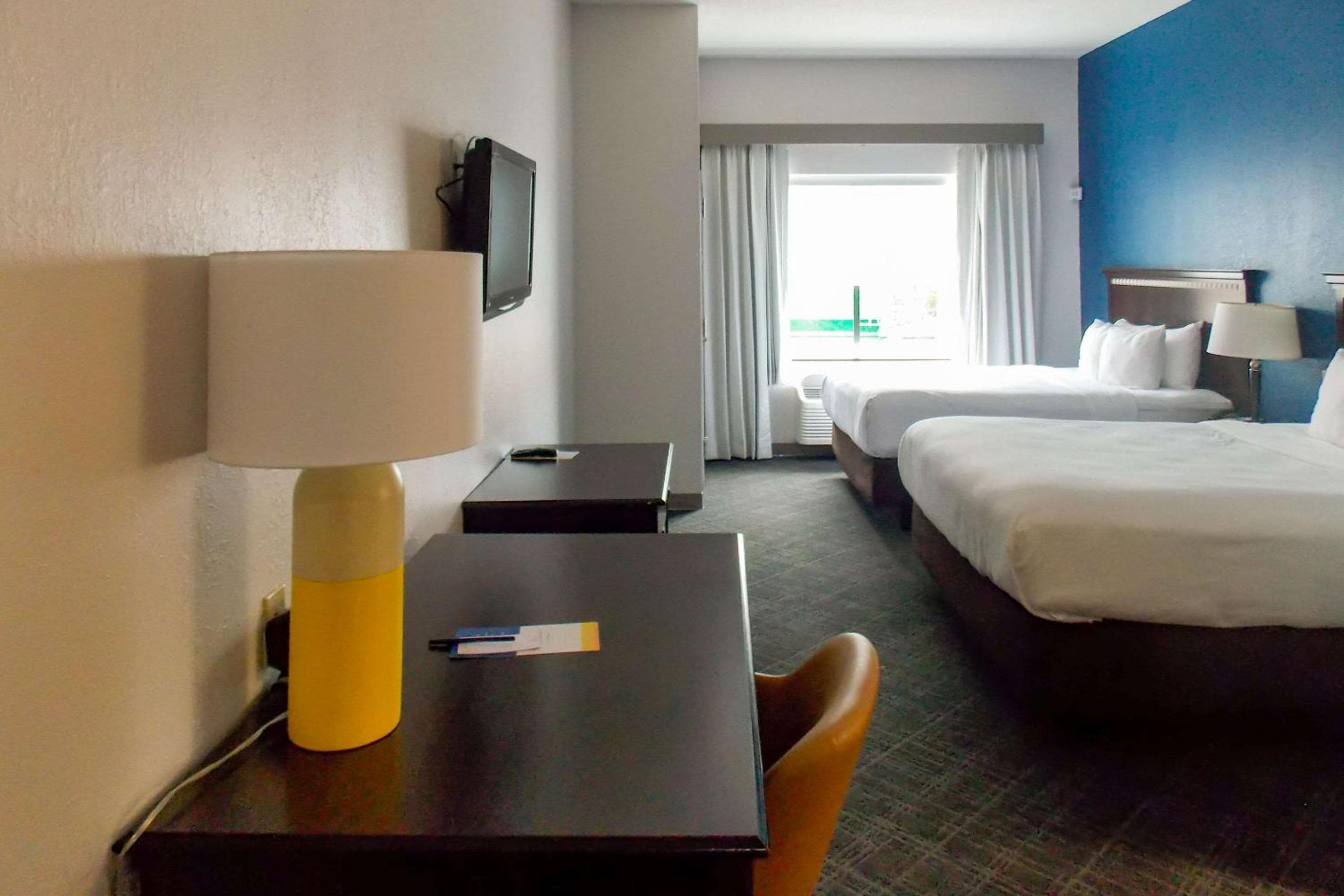 Comfort Suites Salem-Roanoke I-81