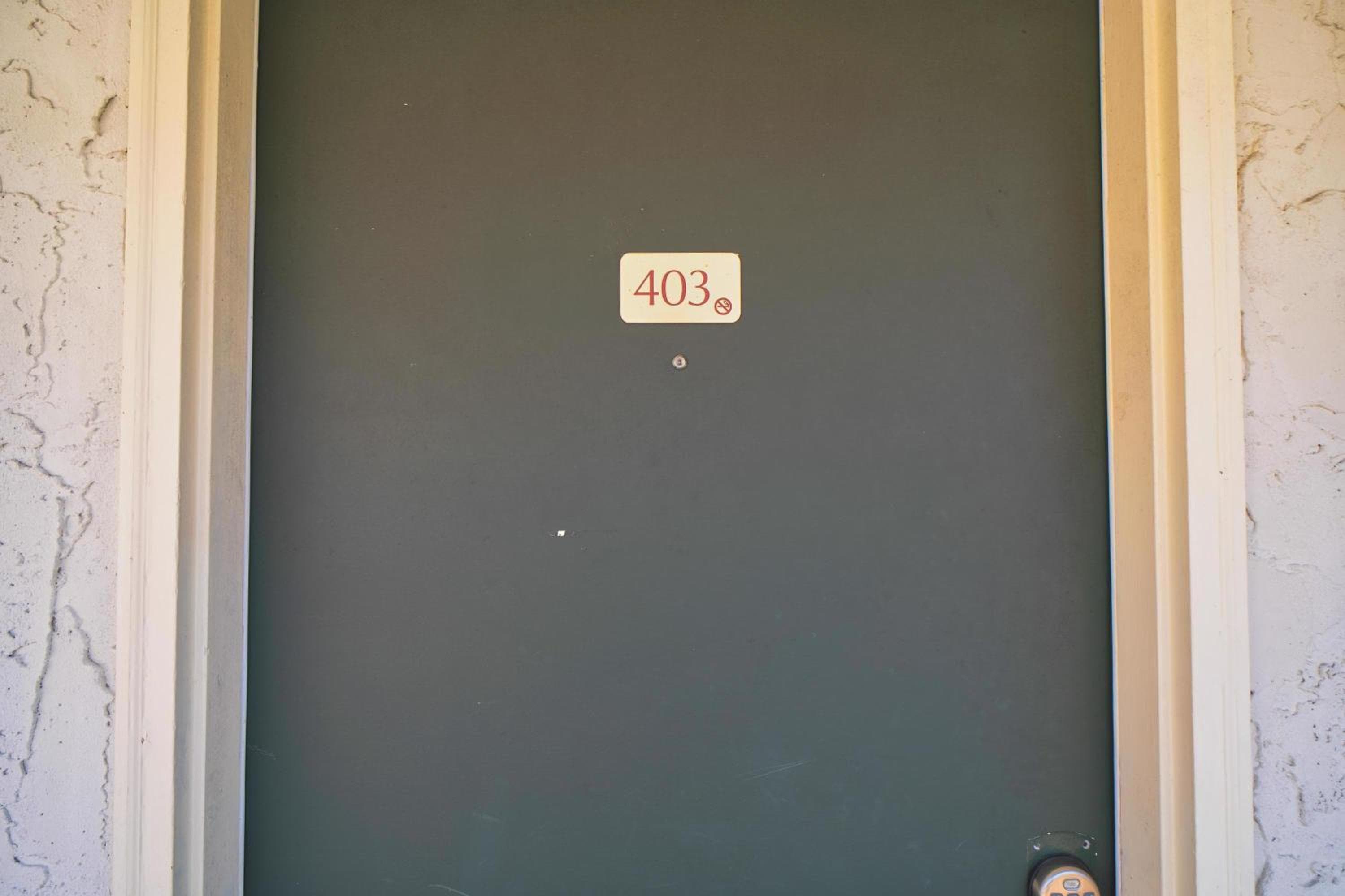 Oak Square - Unit 403