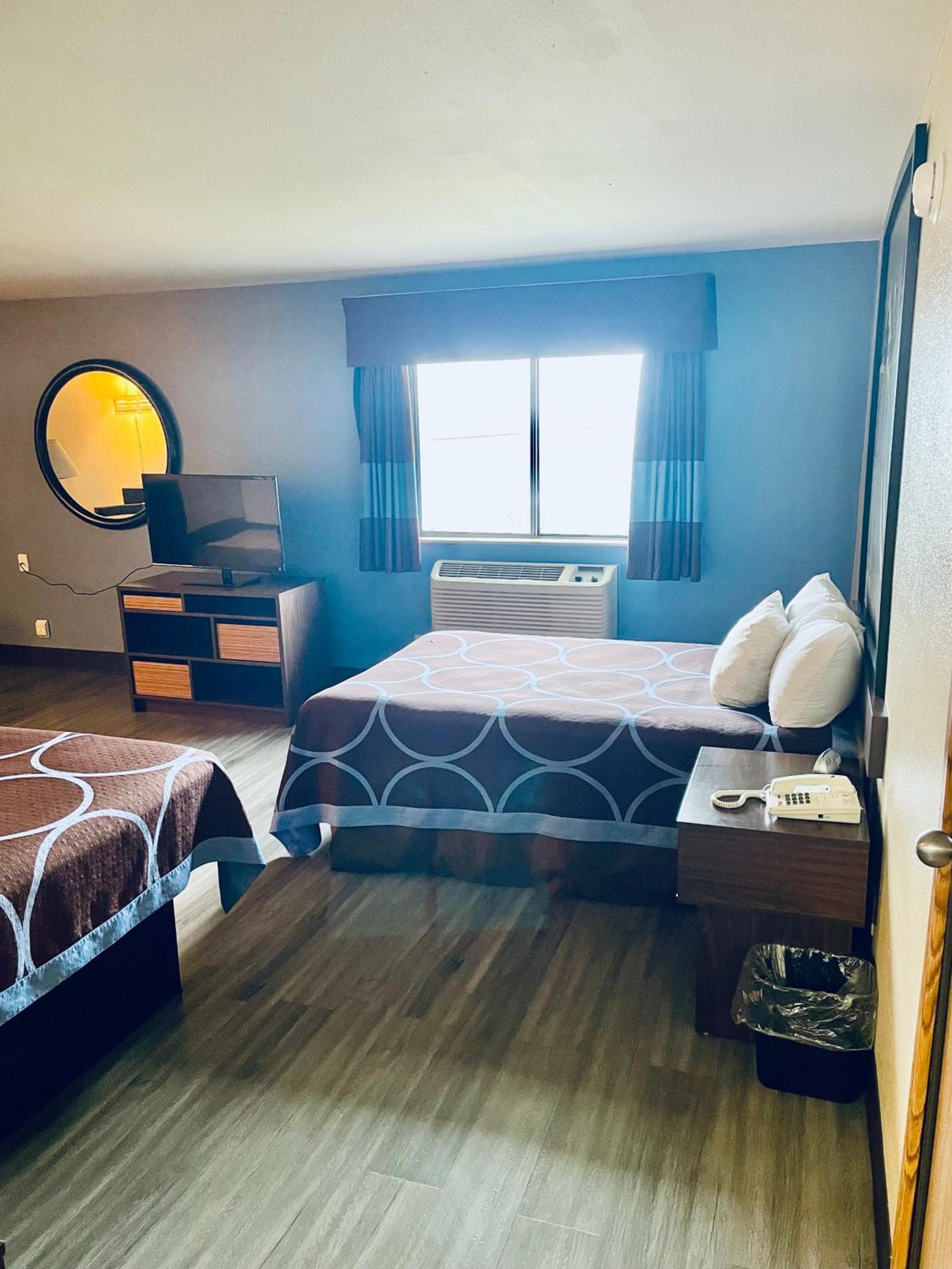 Super 8 by Wyndham Corbin KY
