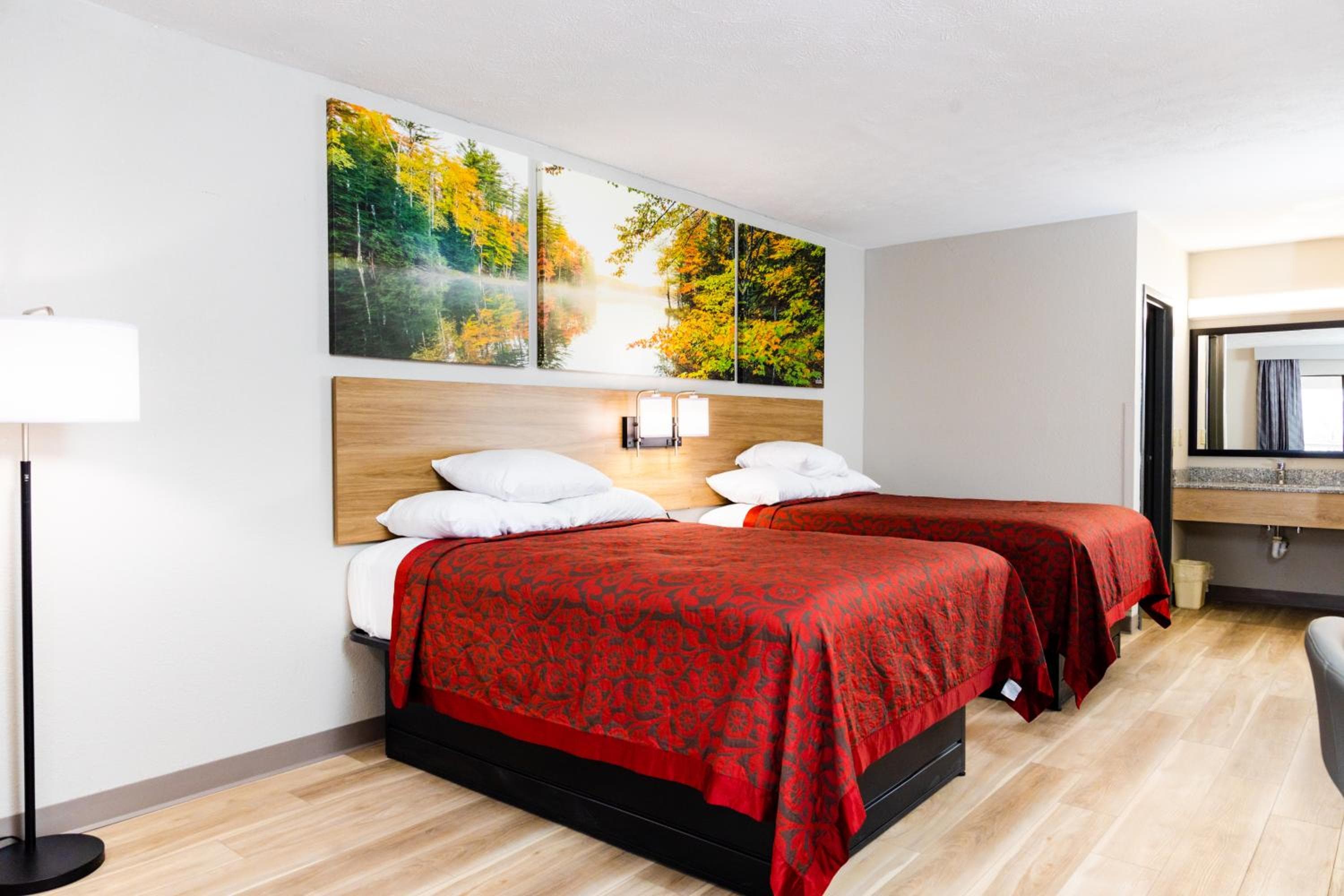 Days Inn by Wyndham Cincinnati East