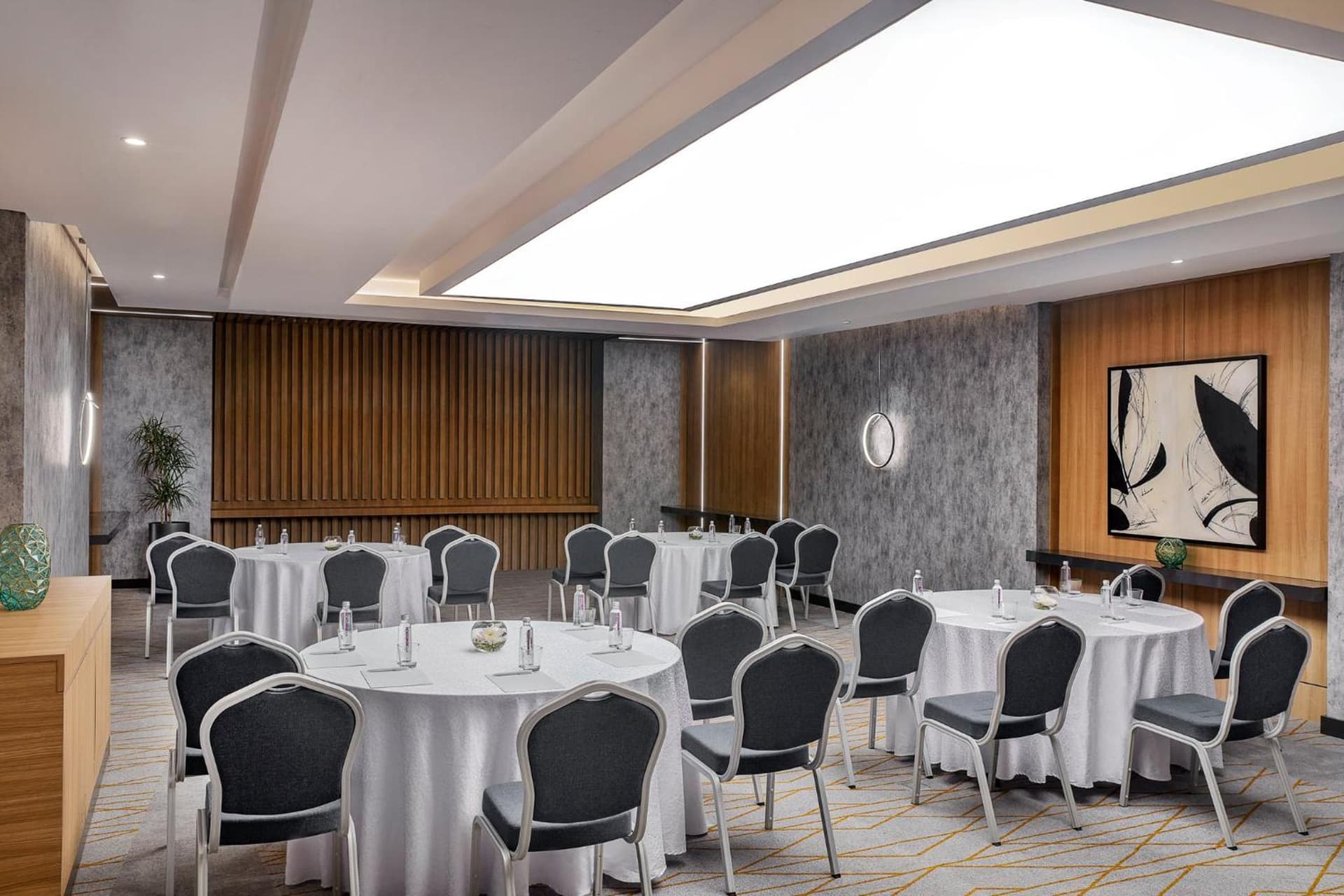 Holiday Inn & Suites - Al Khobar by IHG