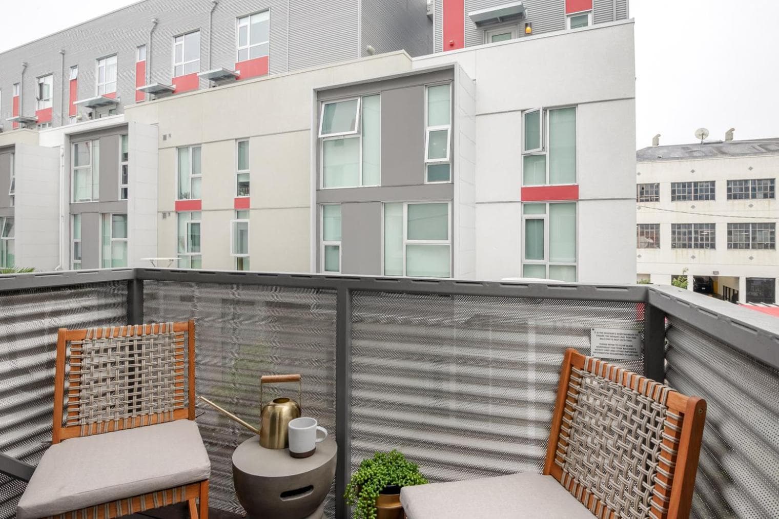 SoMa 2BR w Gym Game Patio nr Civic Center SFO-165