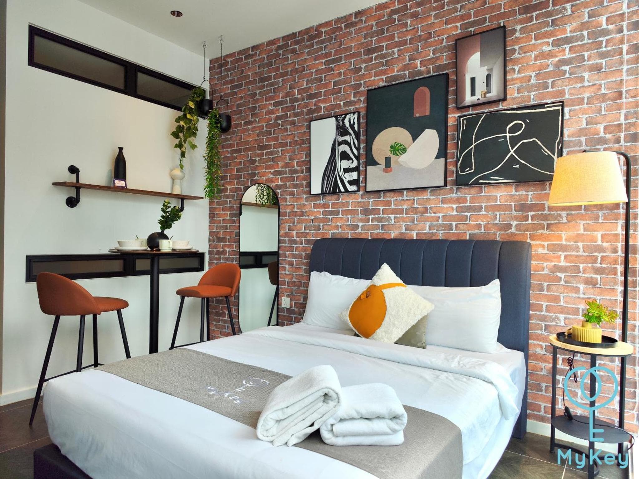 Scarletz Suites KLCC by MyKey