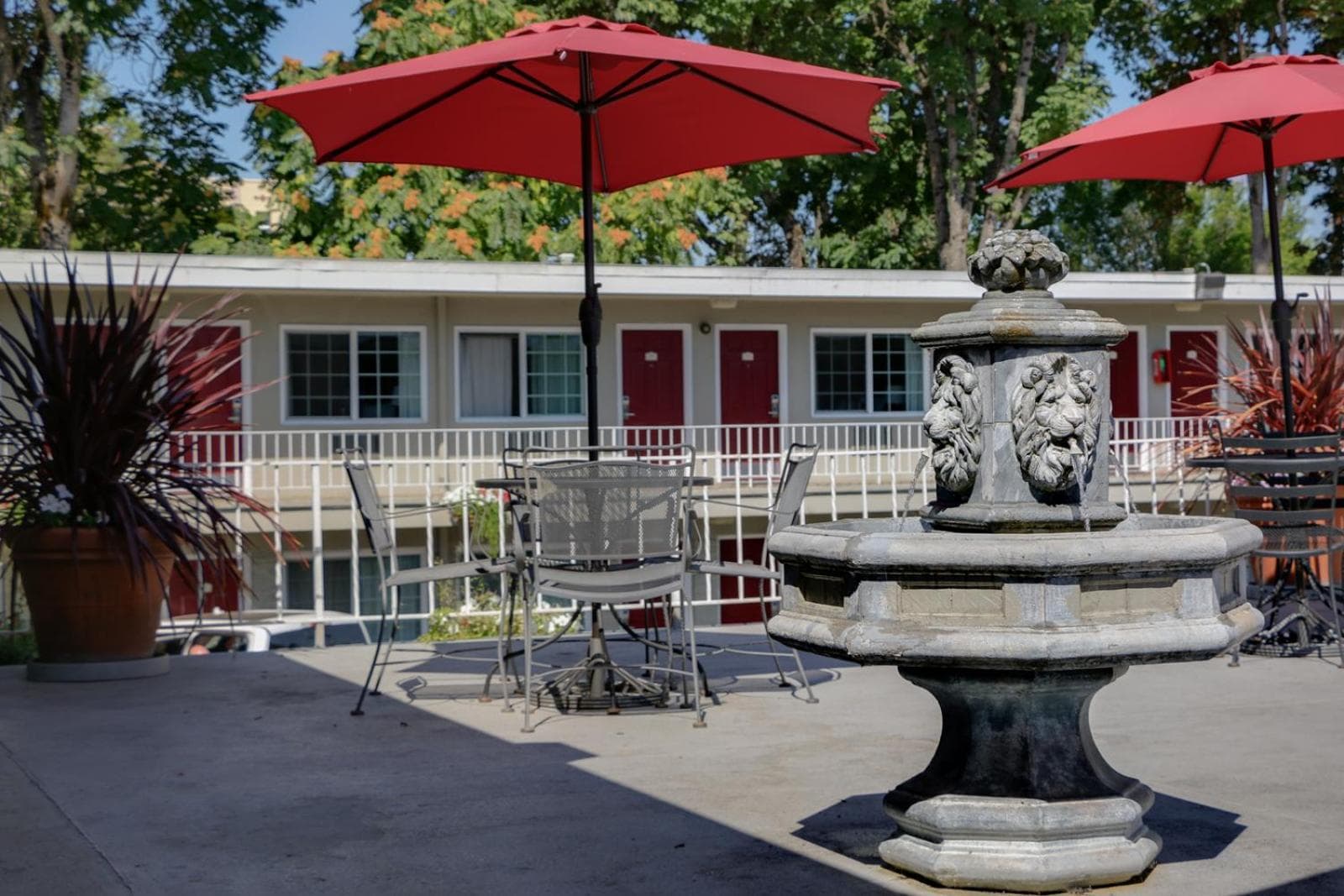Campus Inn & Suites Eugene Downtown