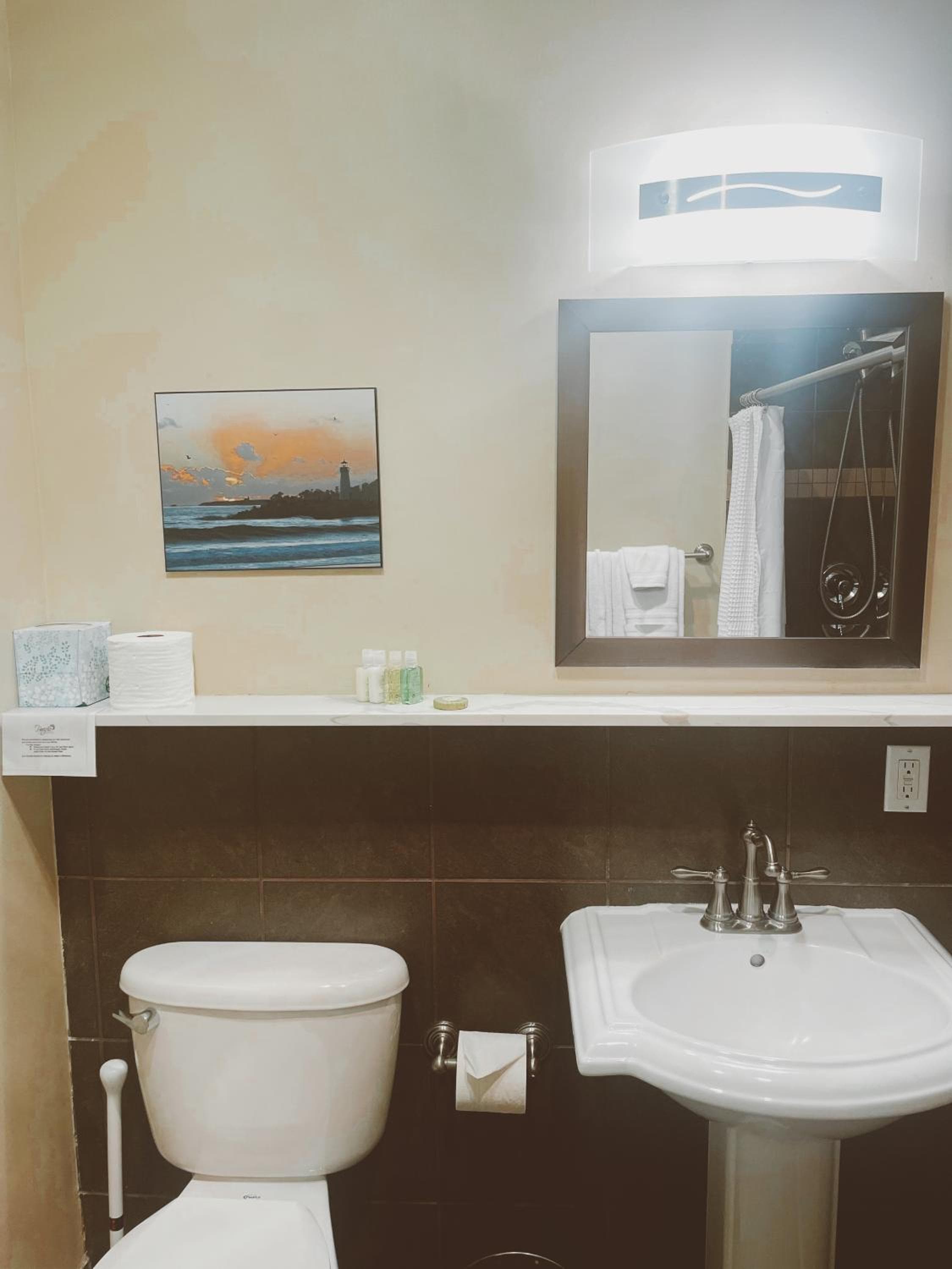 Pacific Blue Inn