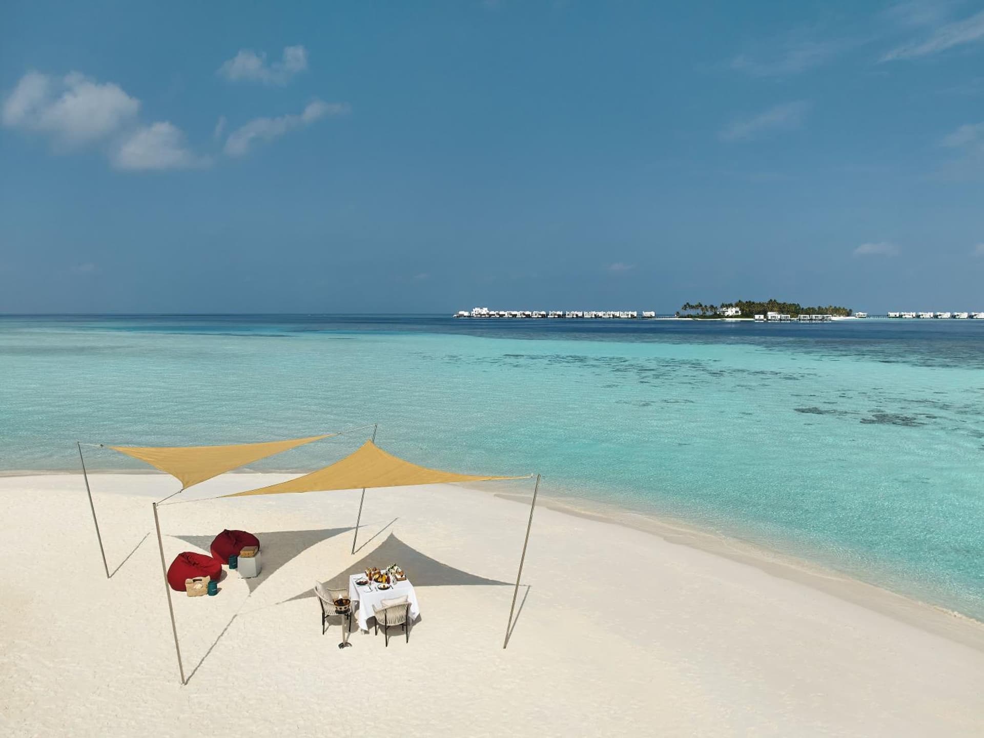 Jumeirah Olhahali Island Maldives