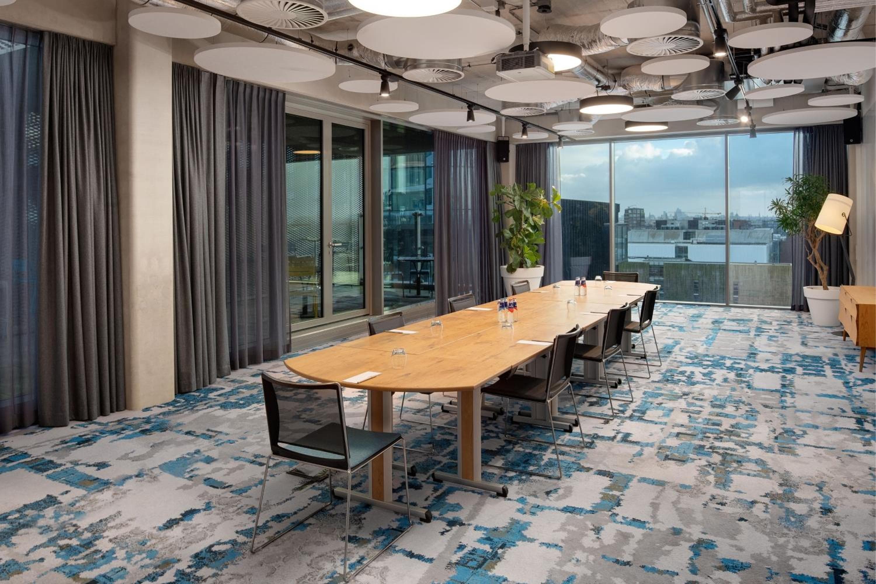 Residence Inn by Marriott Amsterdam Houthavens