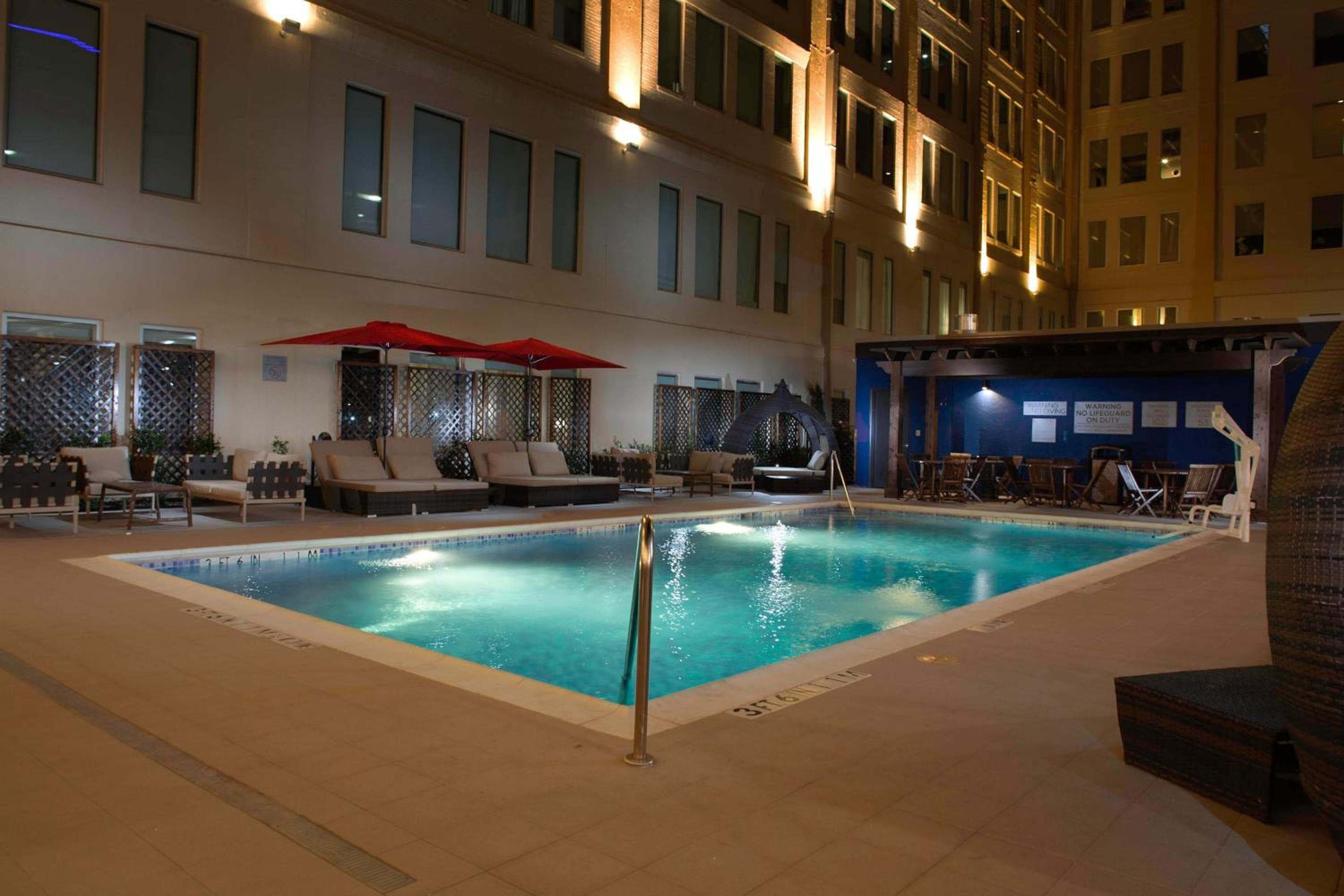 Fairfield Inn & Suites by Marriott Dallas Downtown