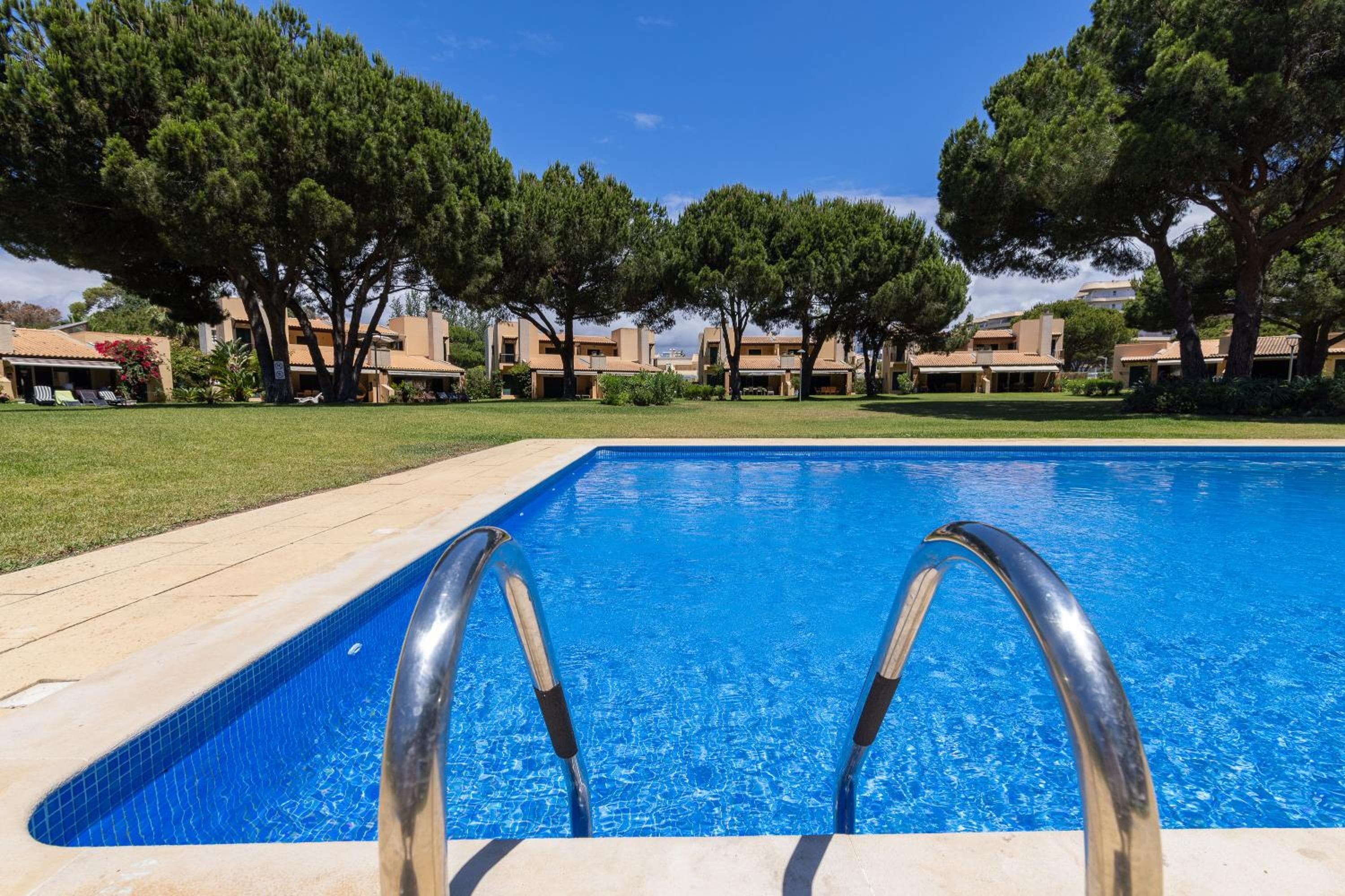 Casa de Férias com piscina - Condominio Vilamouraténis