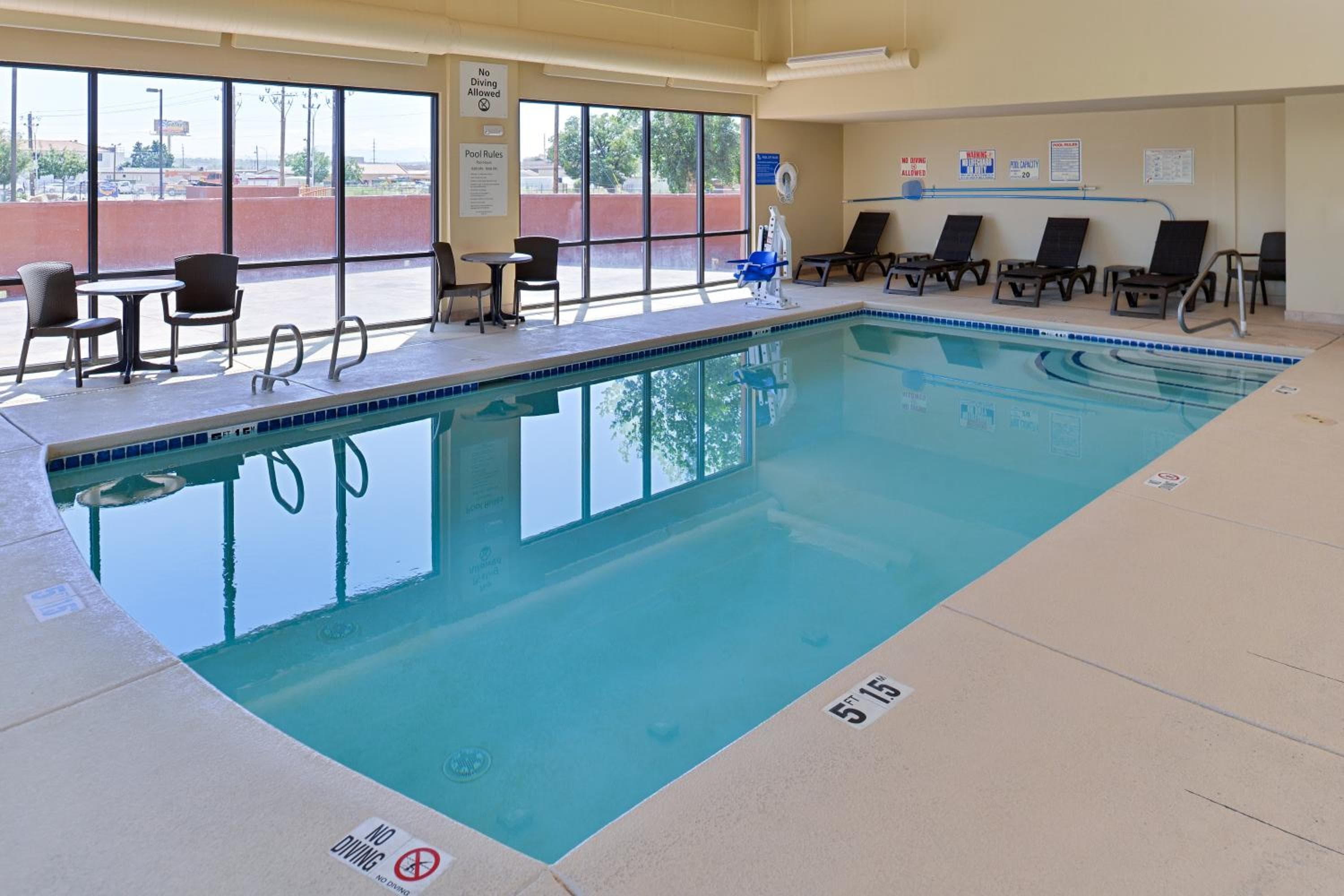 Holiday Inn Express & Suites Albuquerque Historic Old Town by IHG