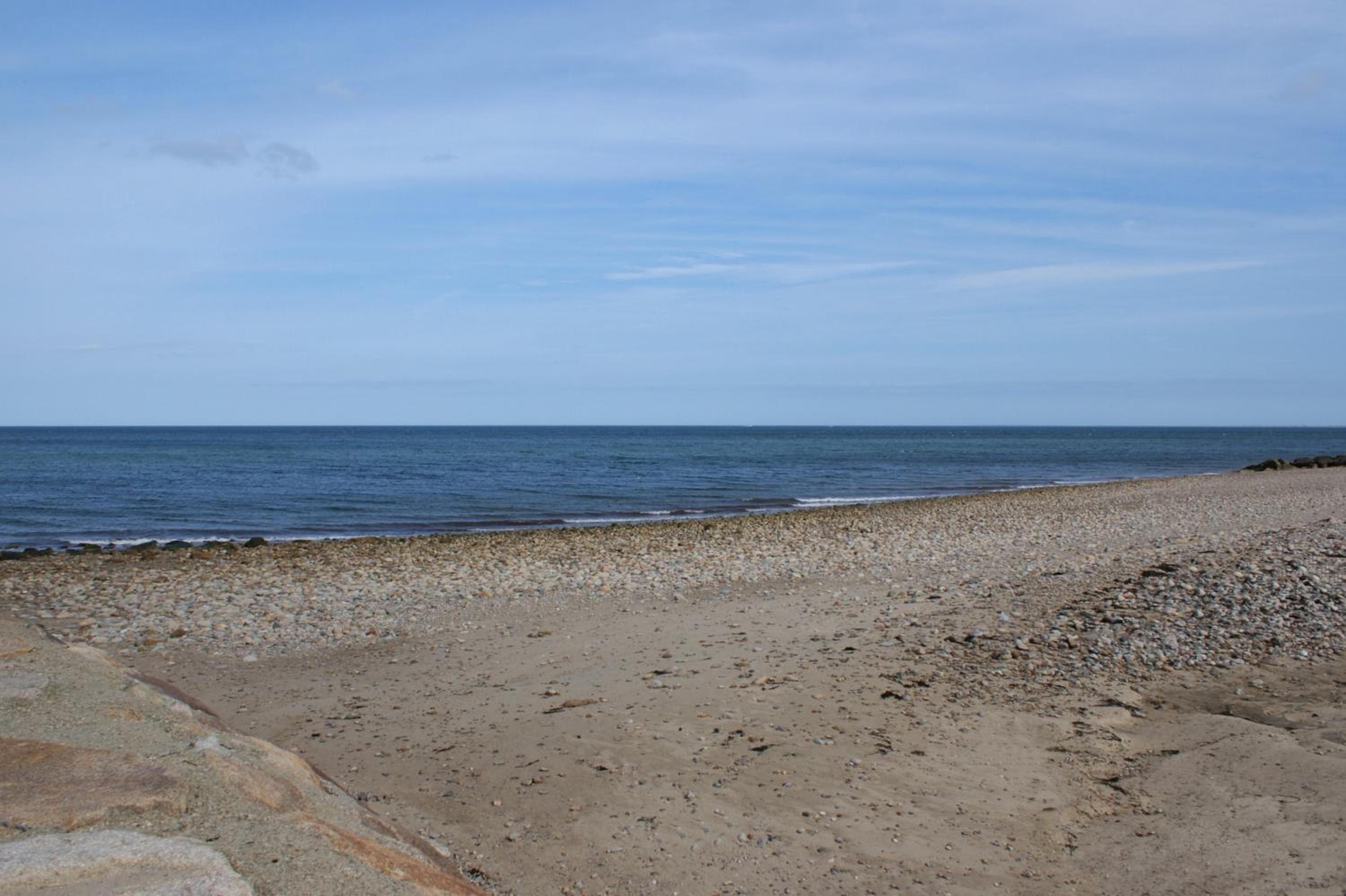 Family-Friendly Sagamore Beach Cottage Escape
