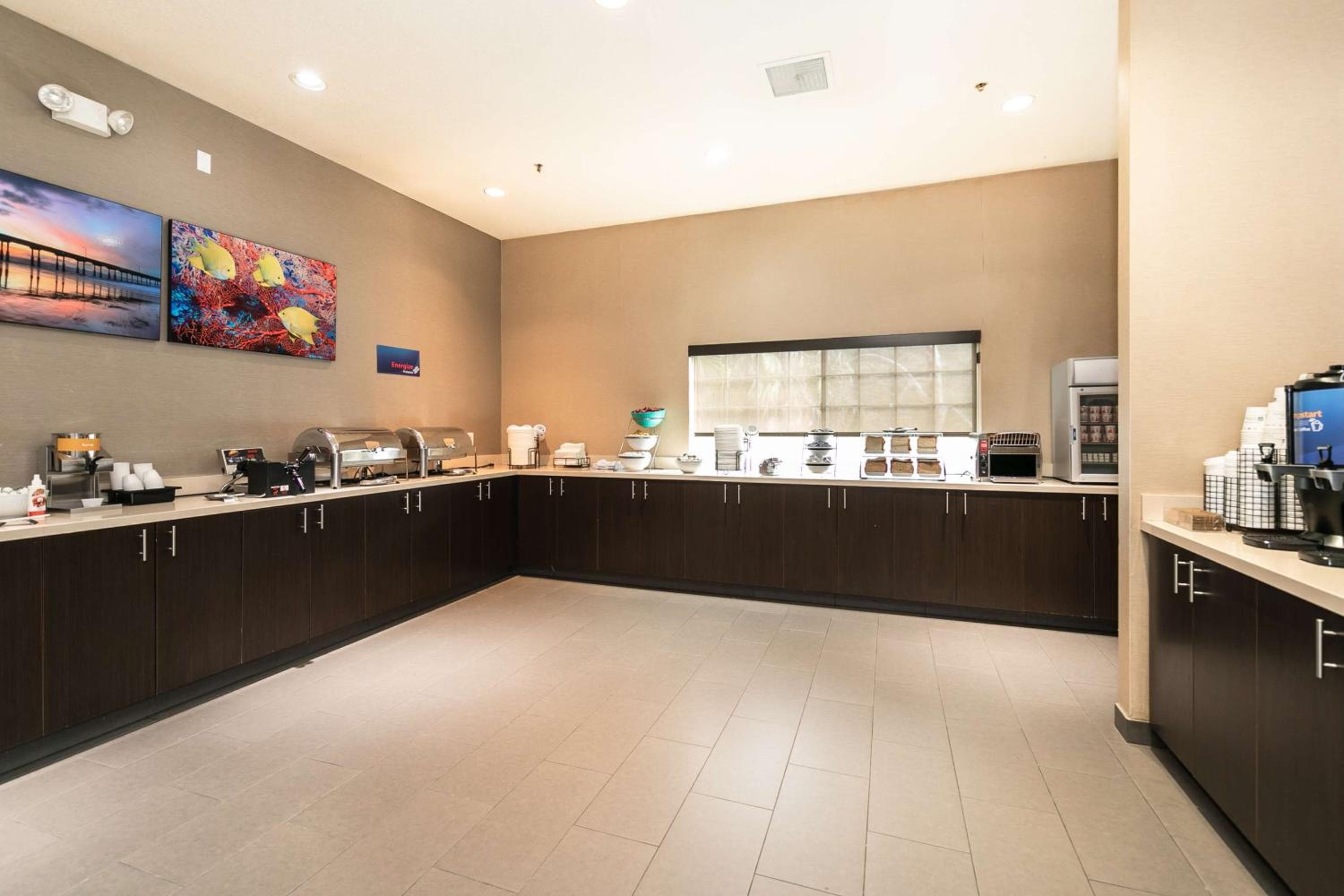 Best Western Inn & Suites San Diego Zoo -SeaWorld Area