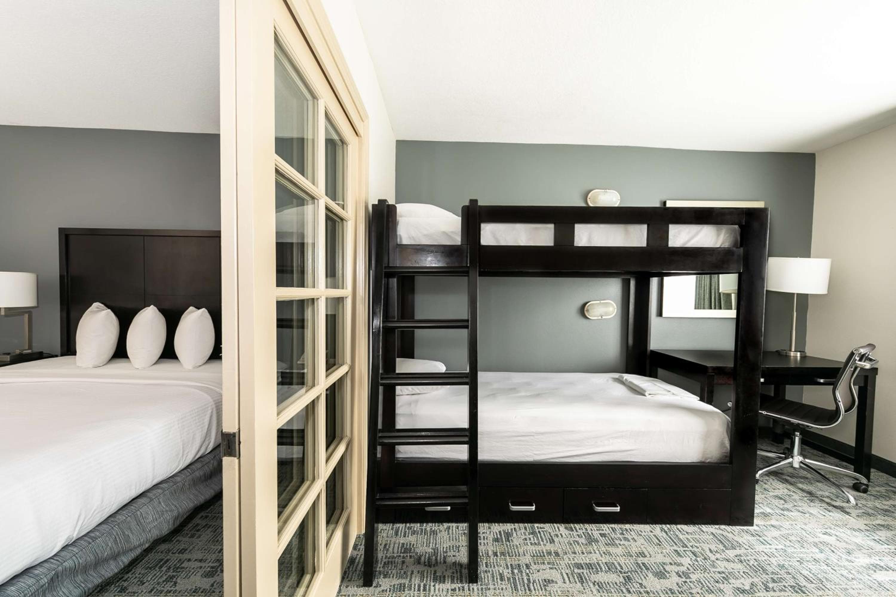 Best Western Inn & Suites San Diego Zoo -SeaWorld Area
