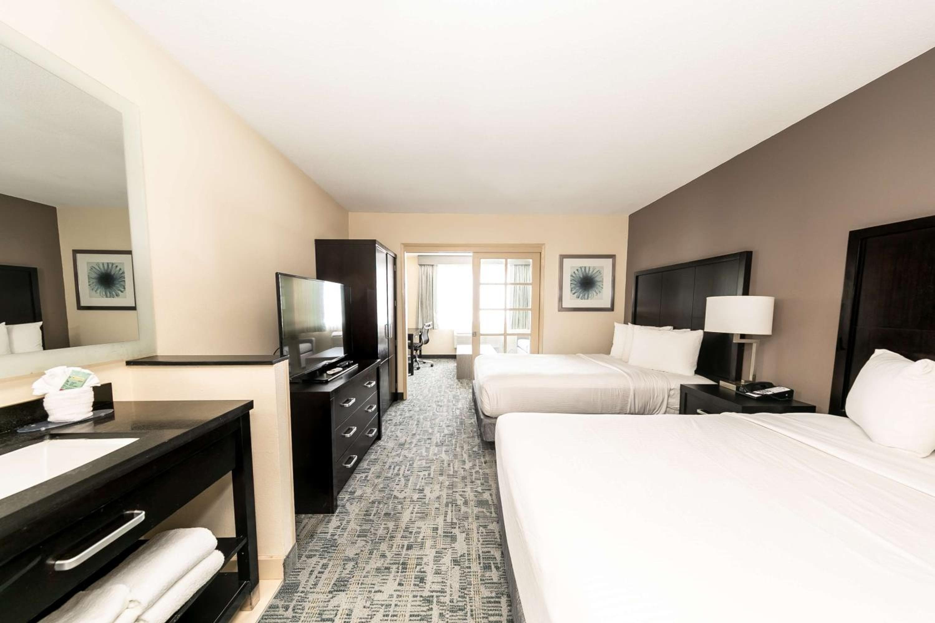Best Western Inn & Suites San Diego Zoo -SeaWorld Area
