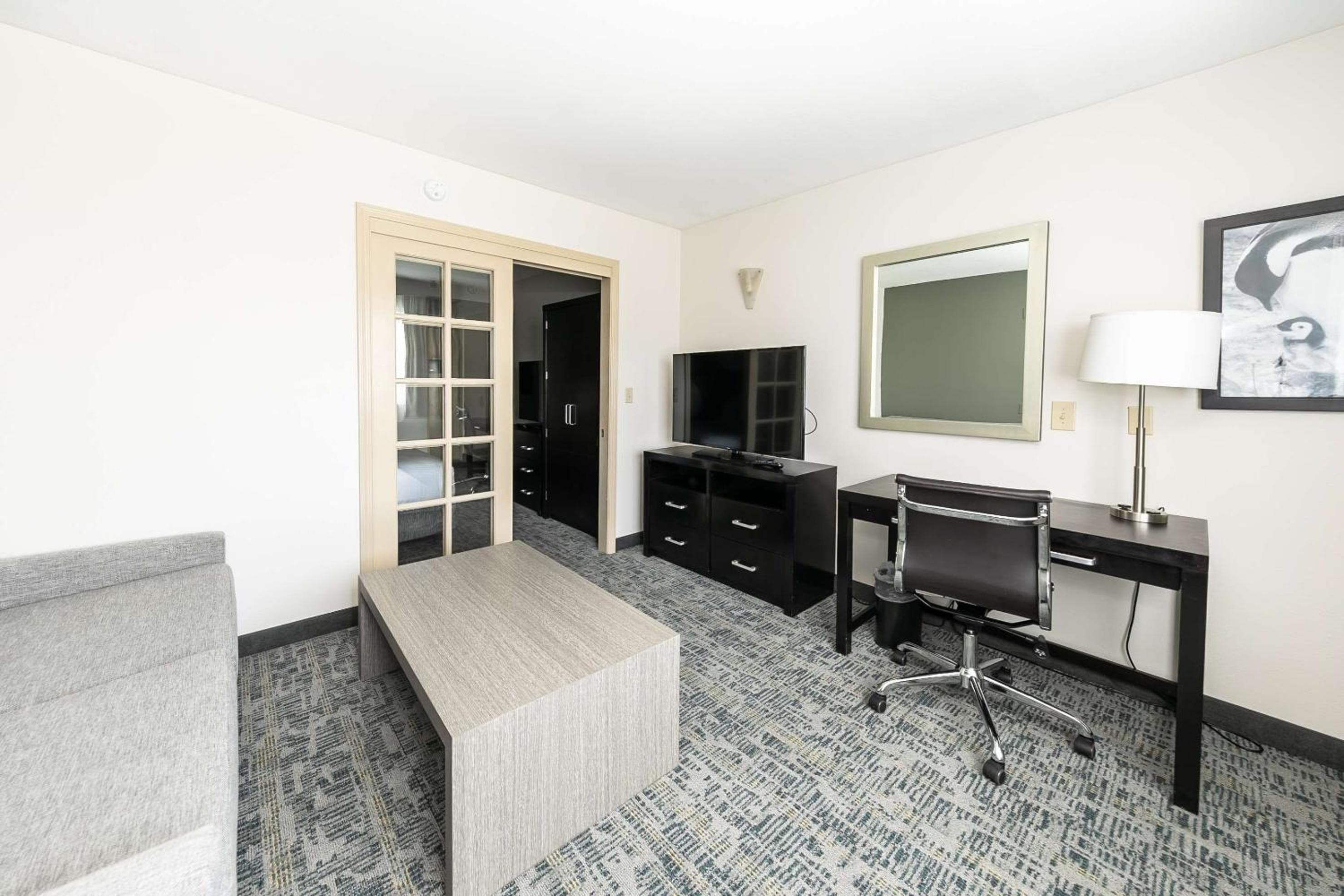Best Western Inn & Suites San Diego Zoo -SeaWorld Area