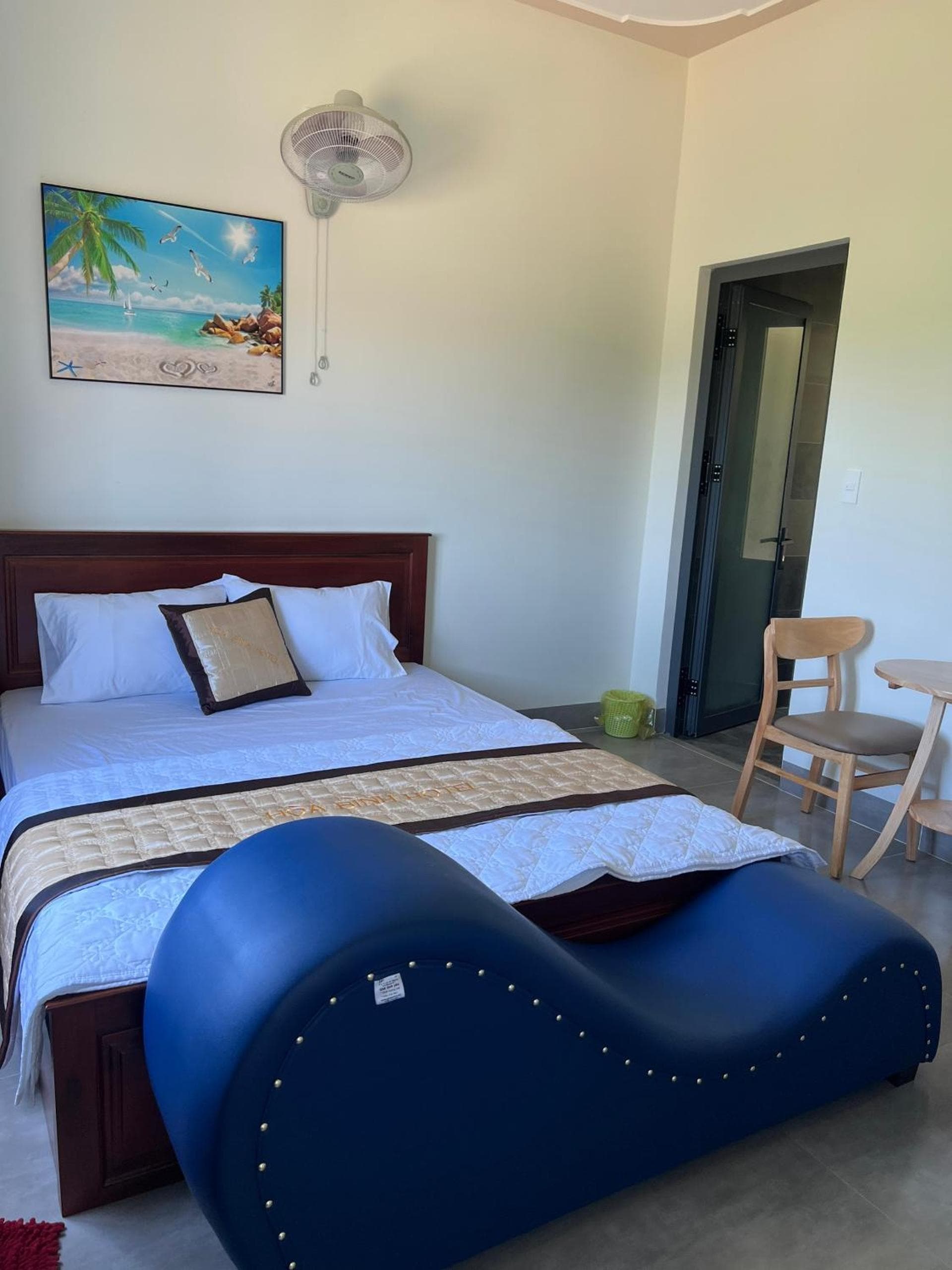 Hotel Hòa Bình
