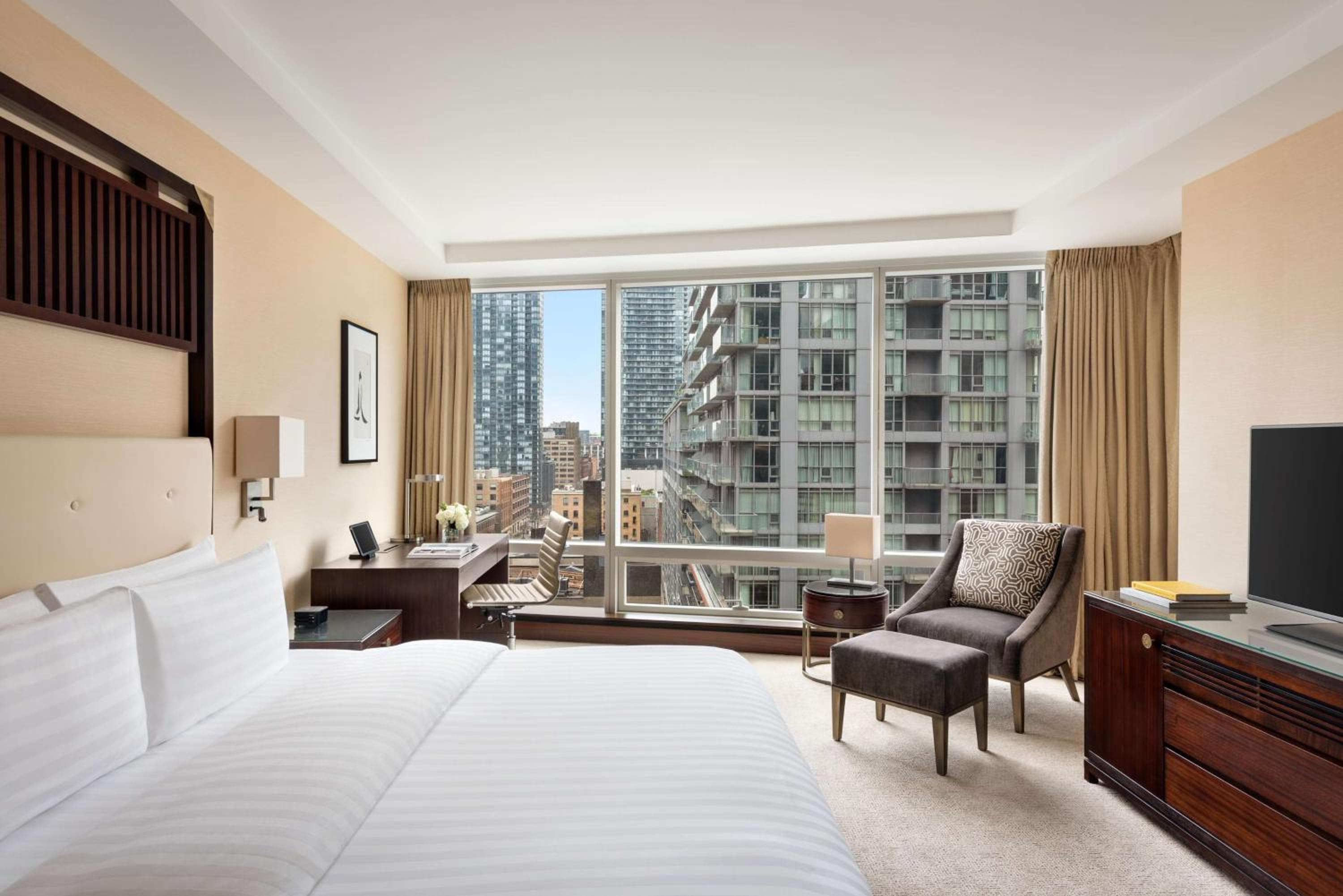 Shangri-La Toronto
