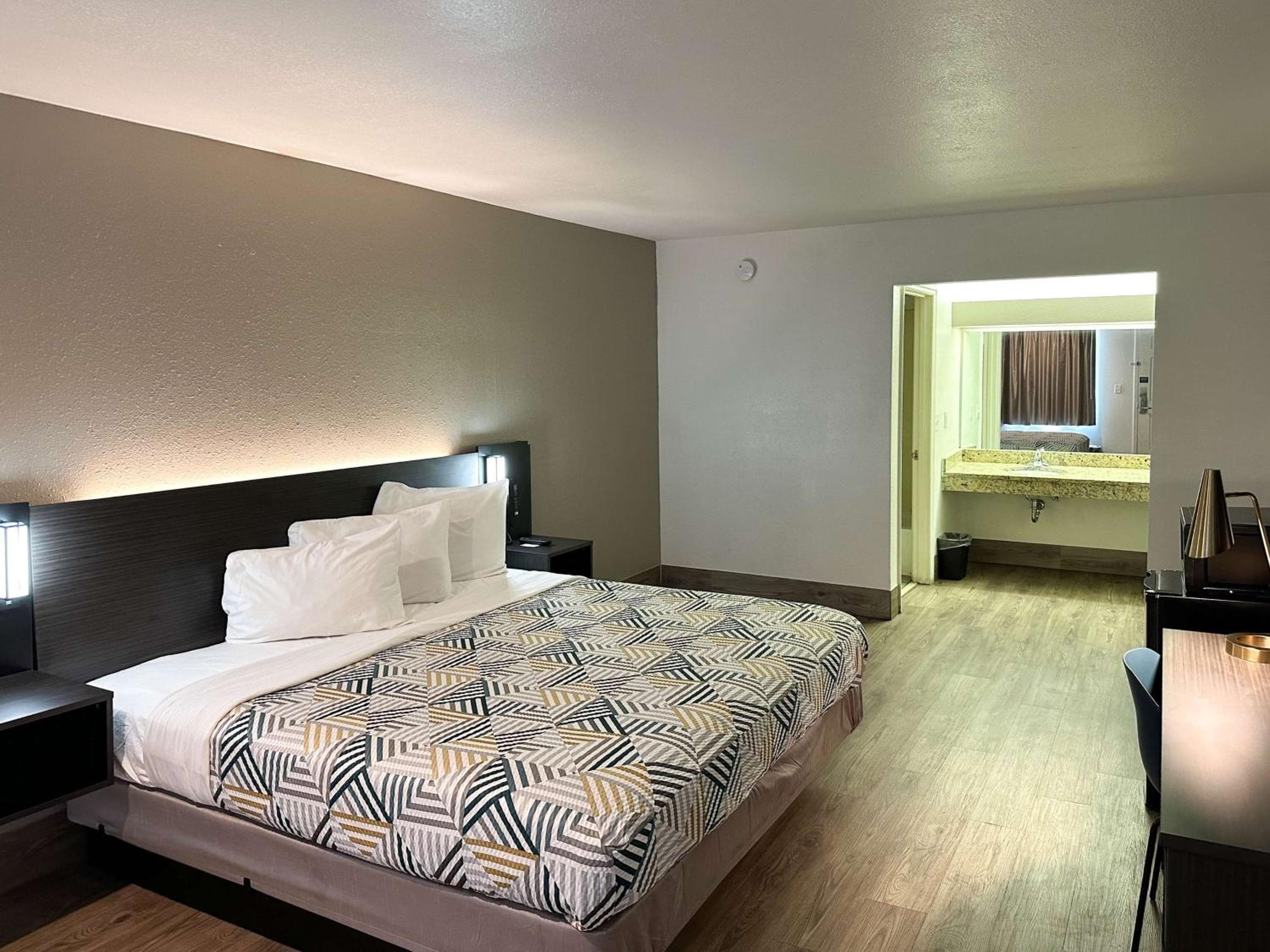 Motel 6-Pooler, GA - Savannah Airport