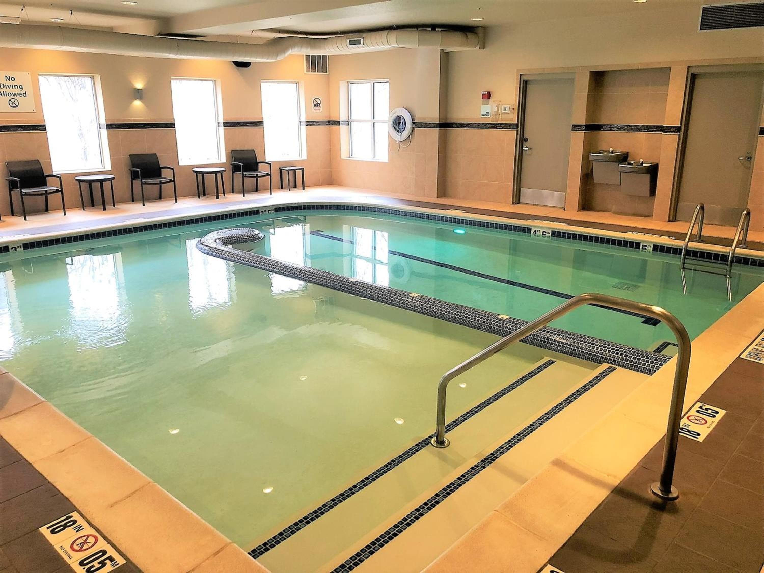 Holiday Inn Express & Suites Plymouth - Ann Arbor Area by IHG