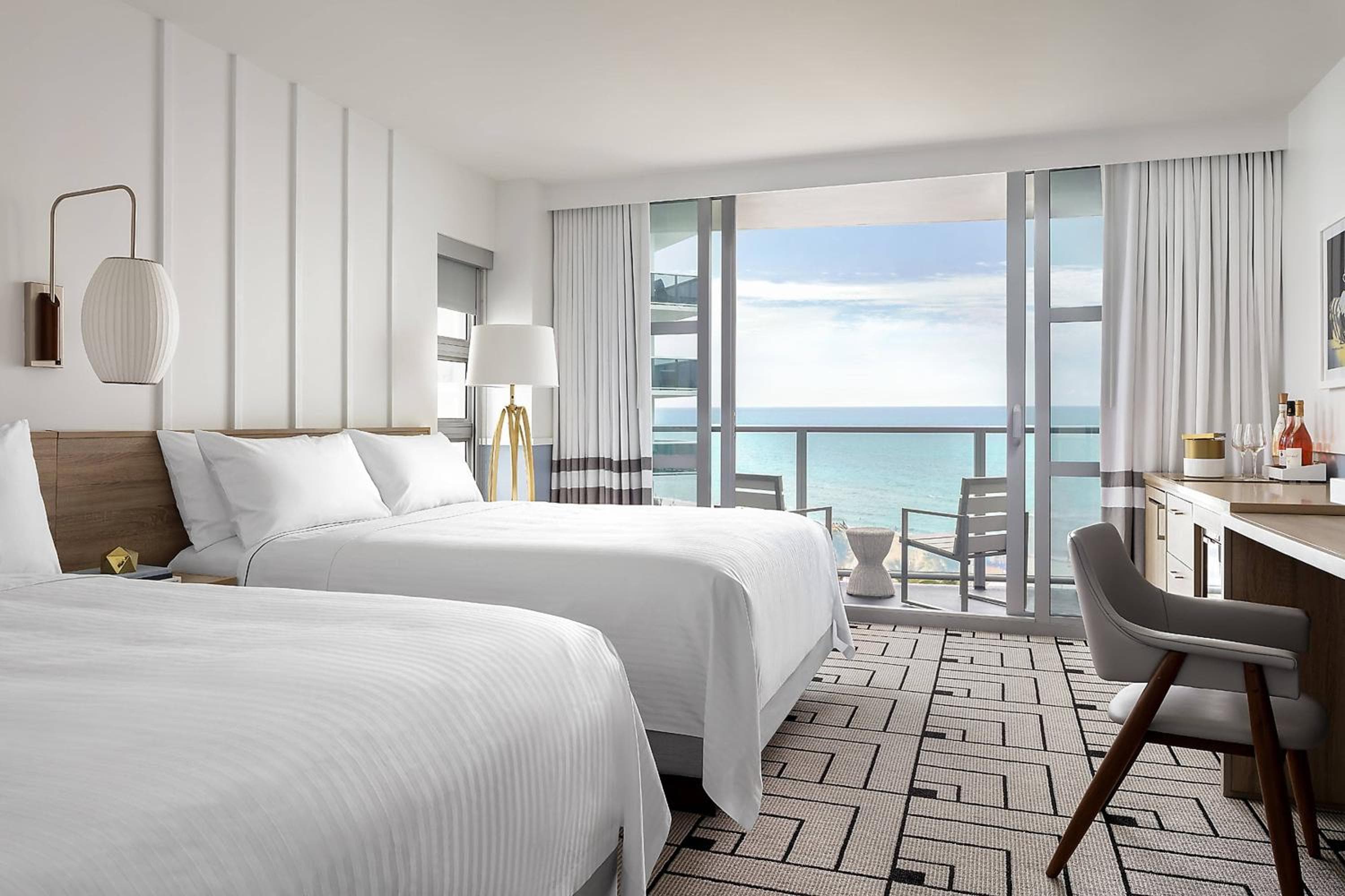 Cadillac Hotel & Beach Club, Autograph Collection