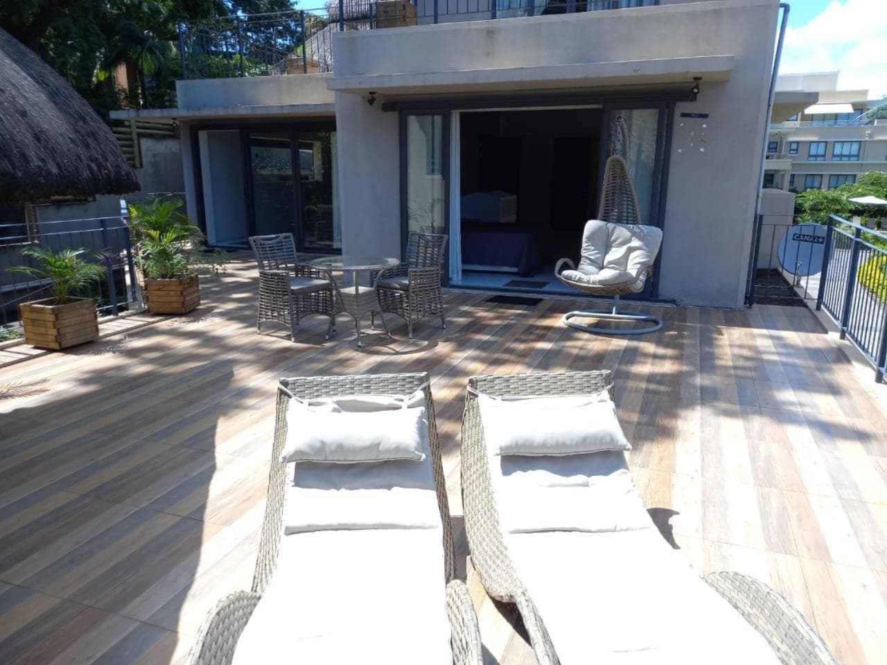 Beachfront villa by M&H