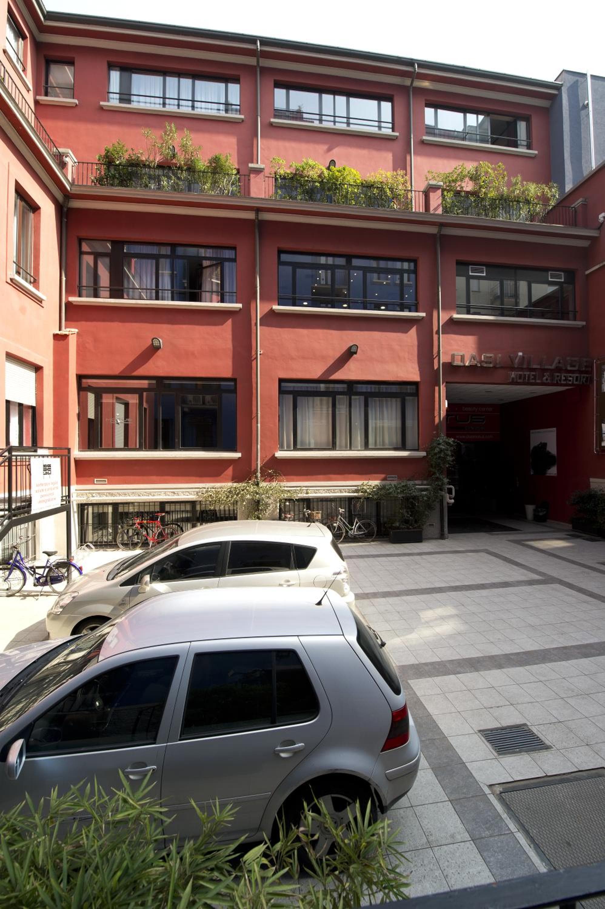 Oasi Village Hotel