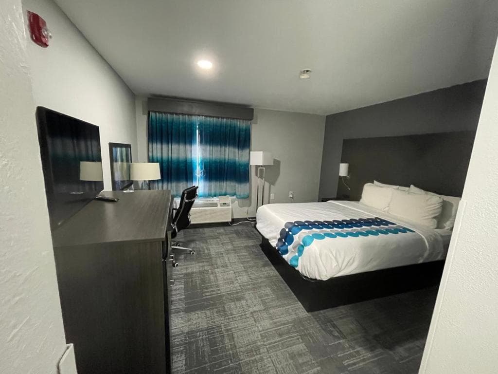 La Quinta Inn by Wyndham Indianapolis Airport Executive Dr