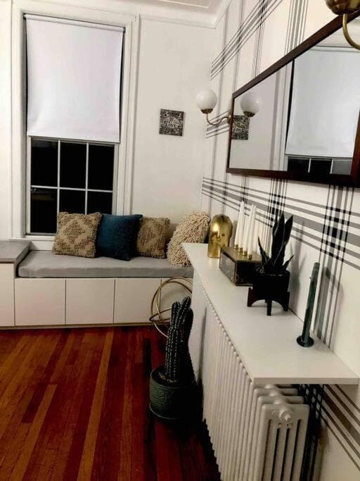 Private Rooms in TownHouse w Shared Baths Qn Bed 1-3ppl