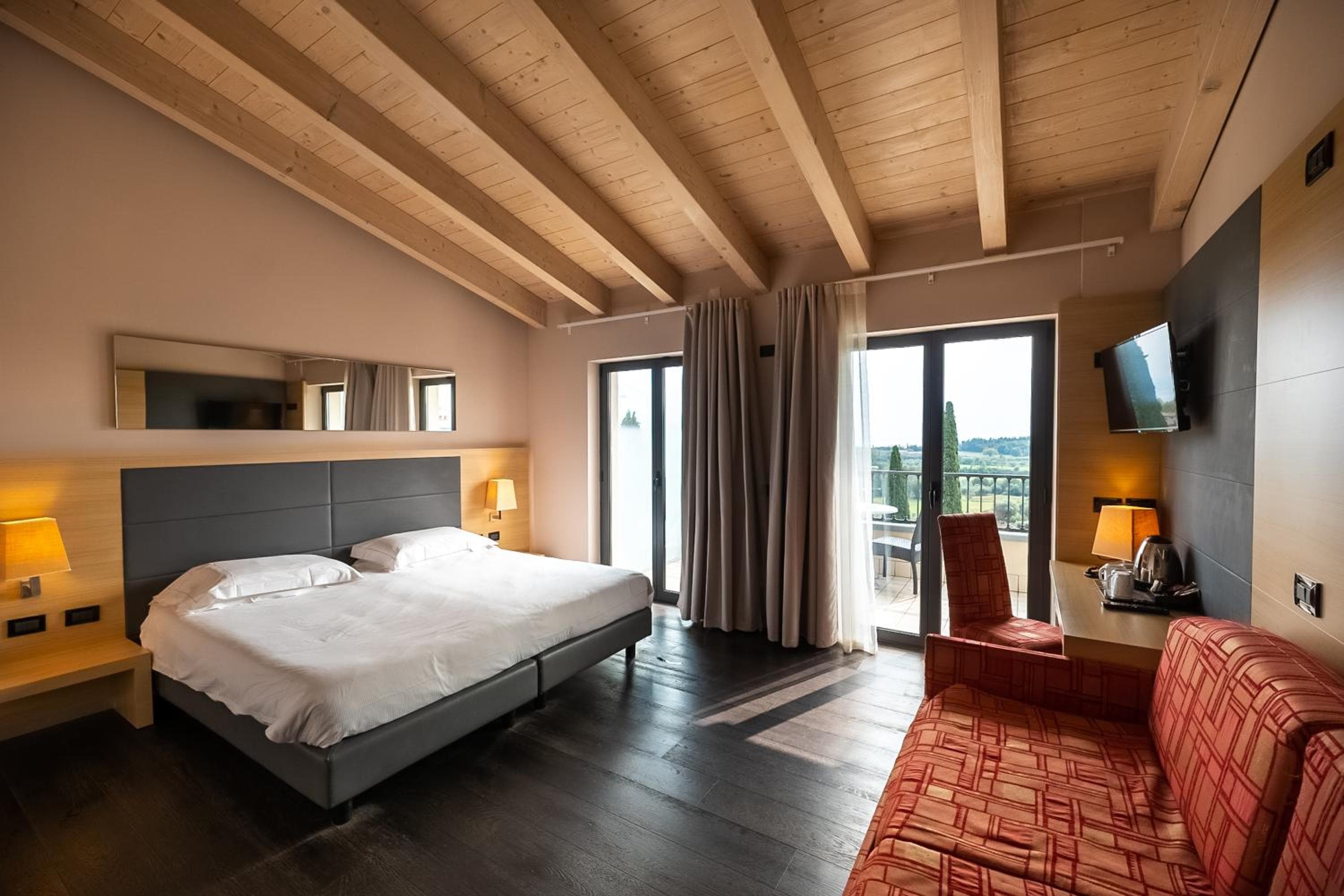 Villa Luisa Resort & Luxury Apartments