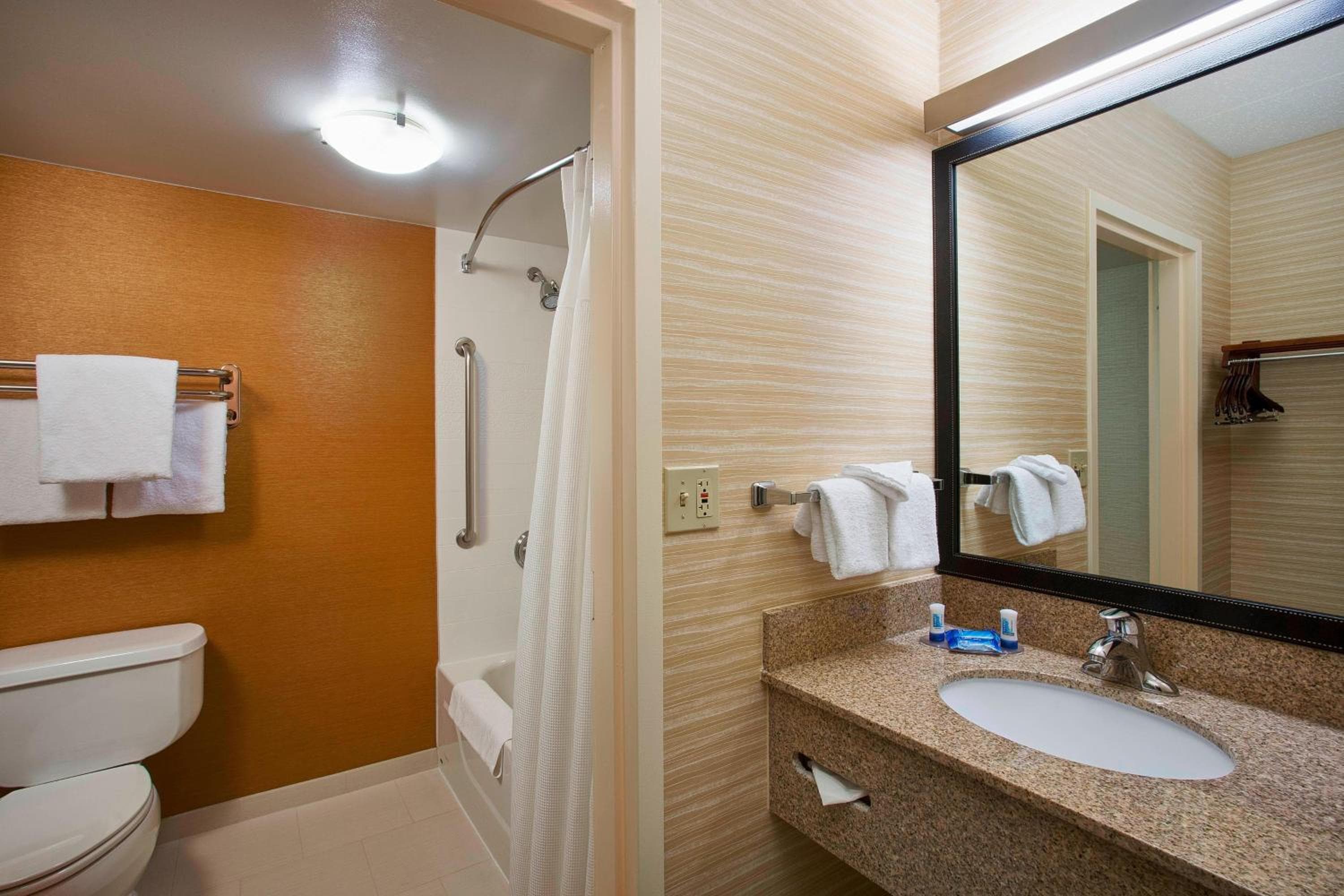 Fairfield Inn & Suites Chicago Midway Airport