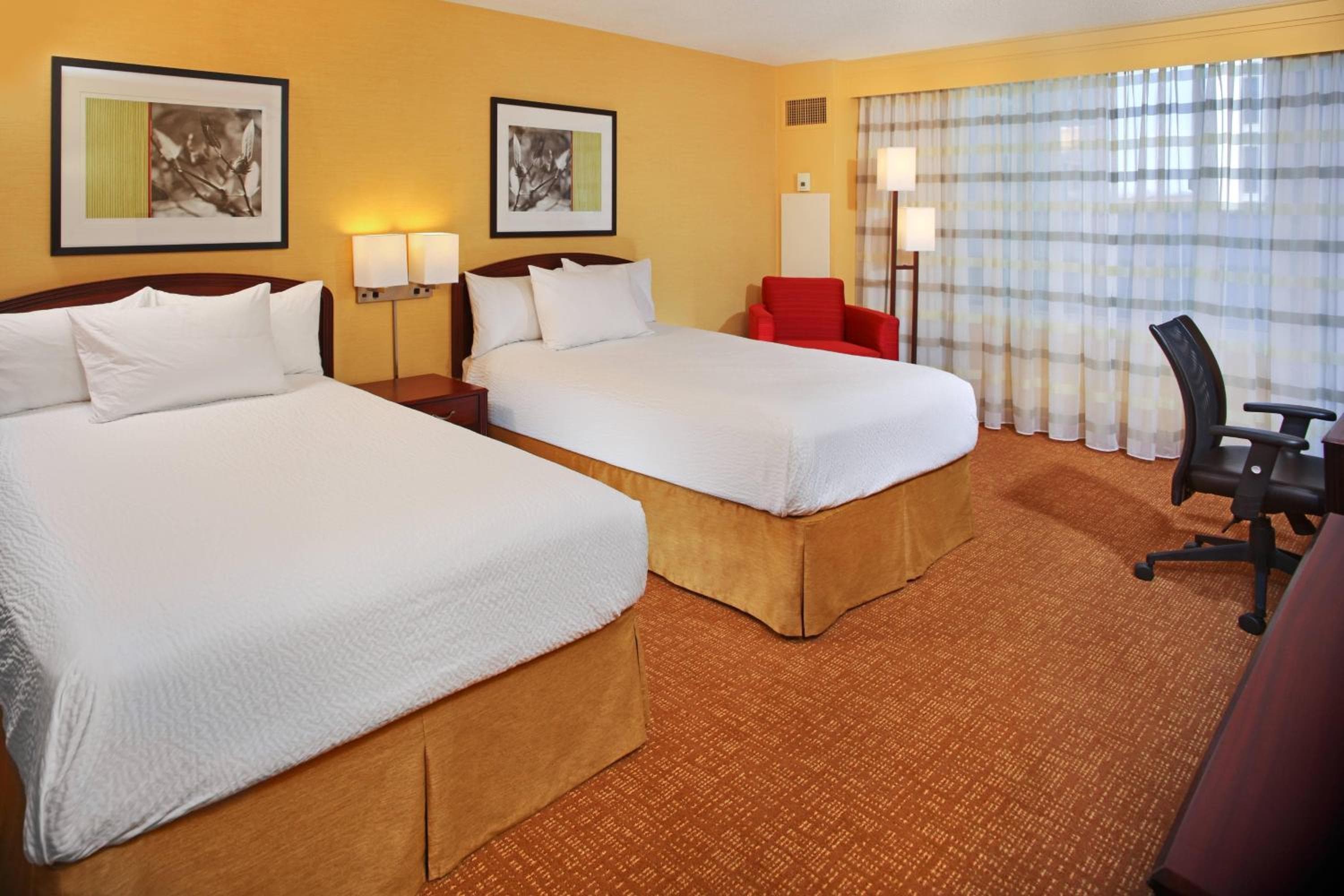 Courtyard by Marriott Baltimore Downtown Inner Harbor