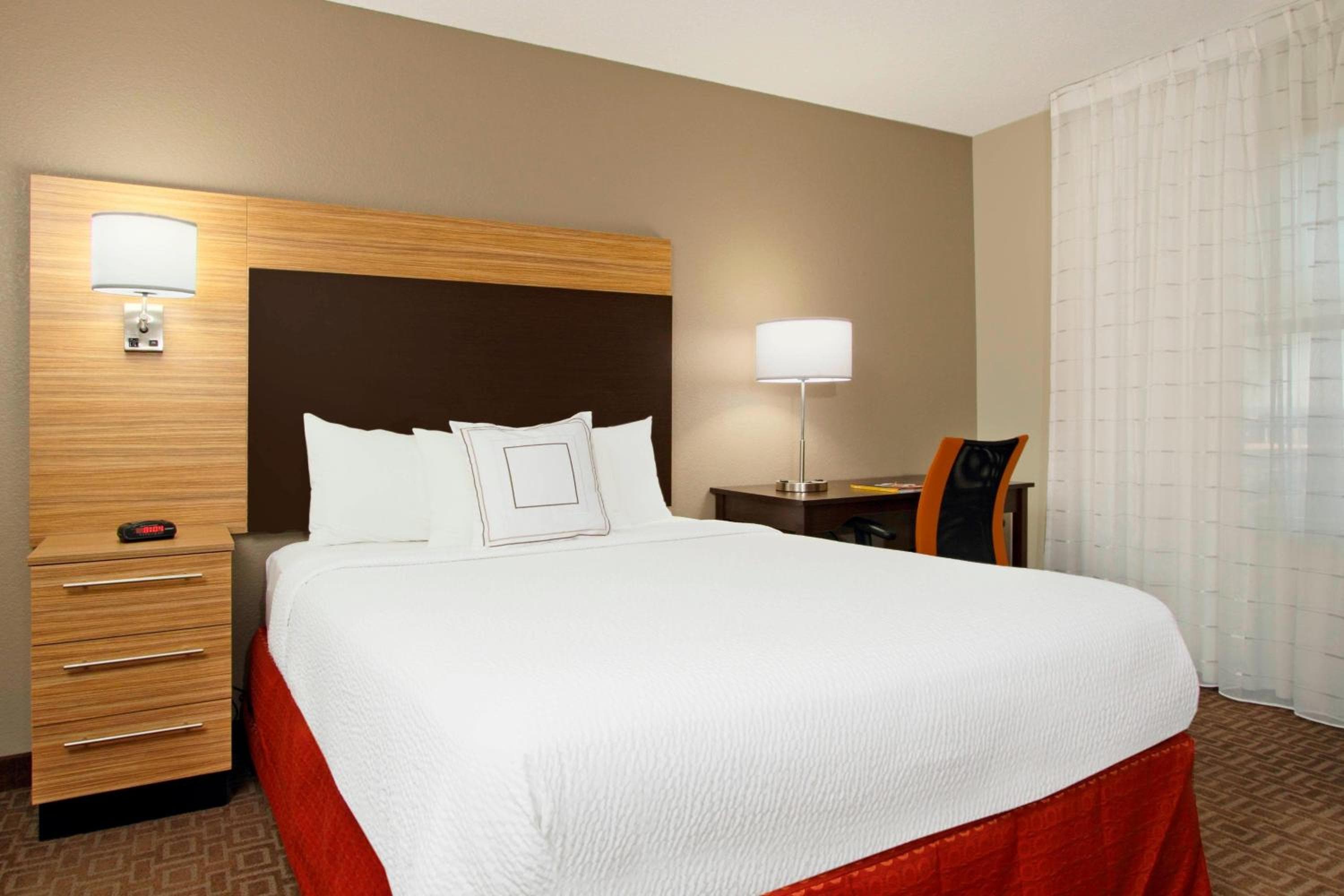 TownePlace Suites Fort Worth Southwest TCU Area