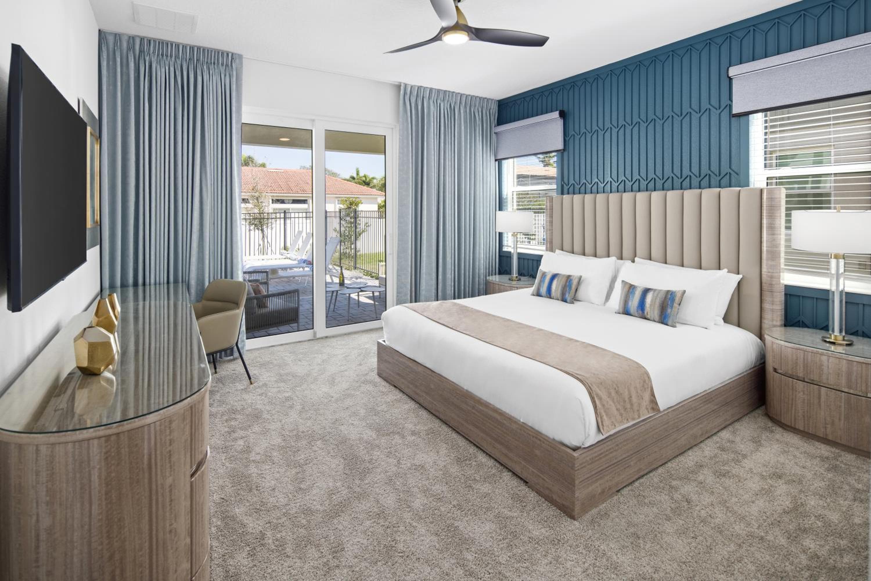 Harbor Island Beach Club, Homes by Villatel