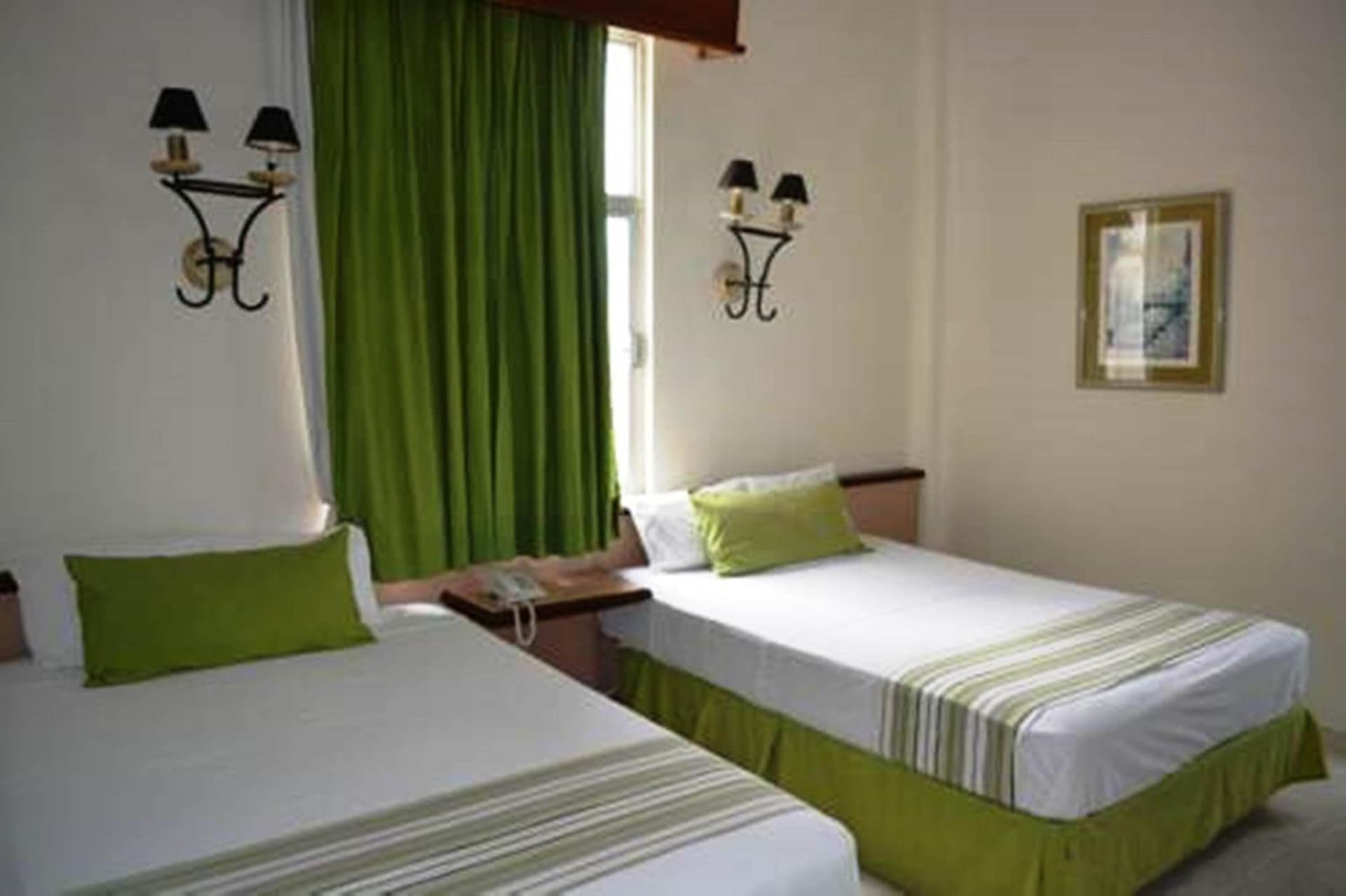 Hotel Ruiz Milán